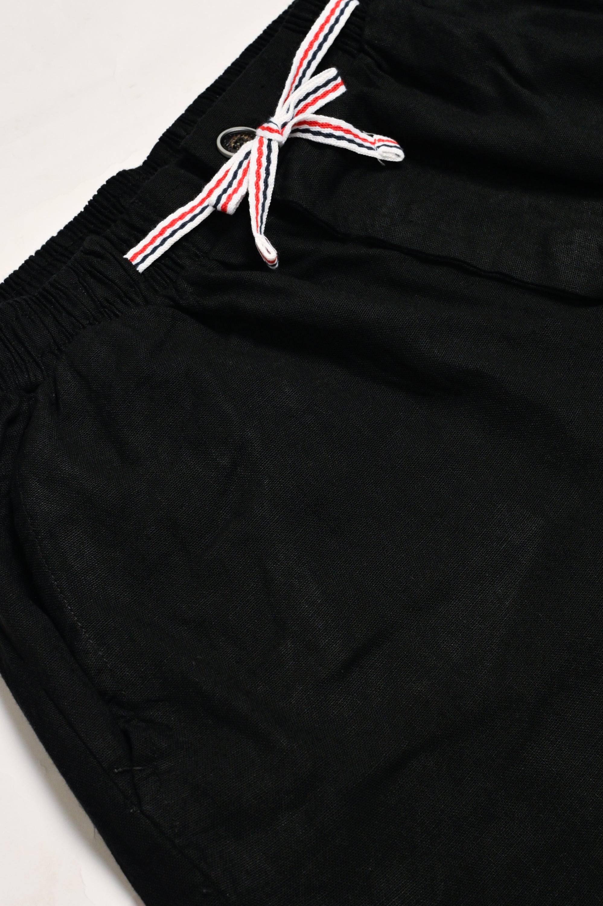 BLACK LINEN TROUSER Reality
