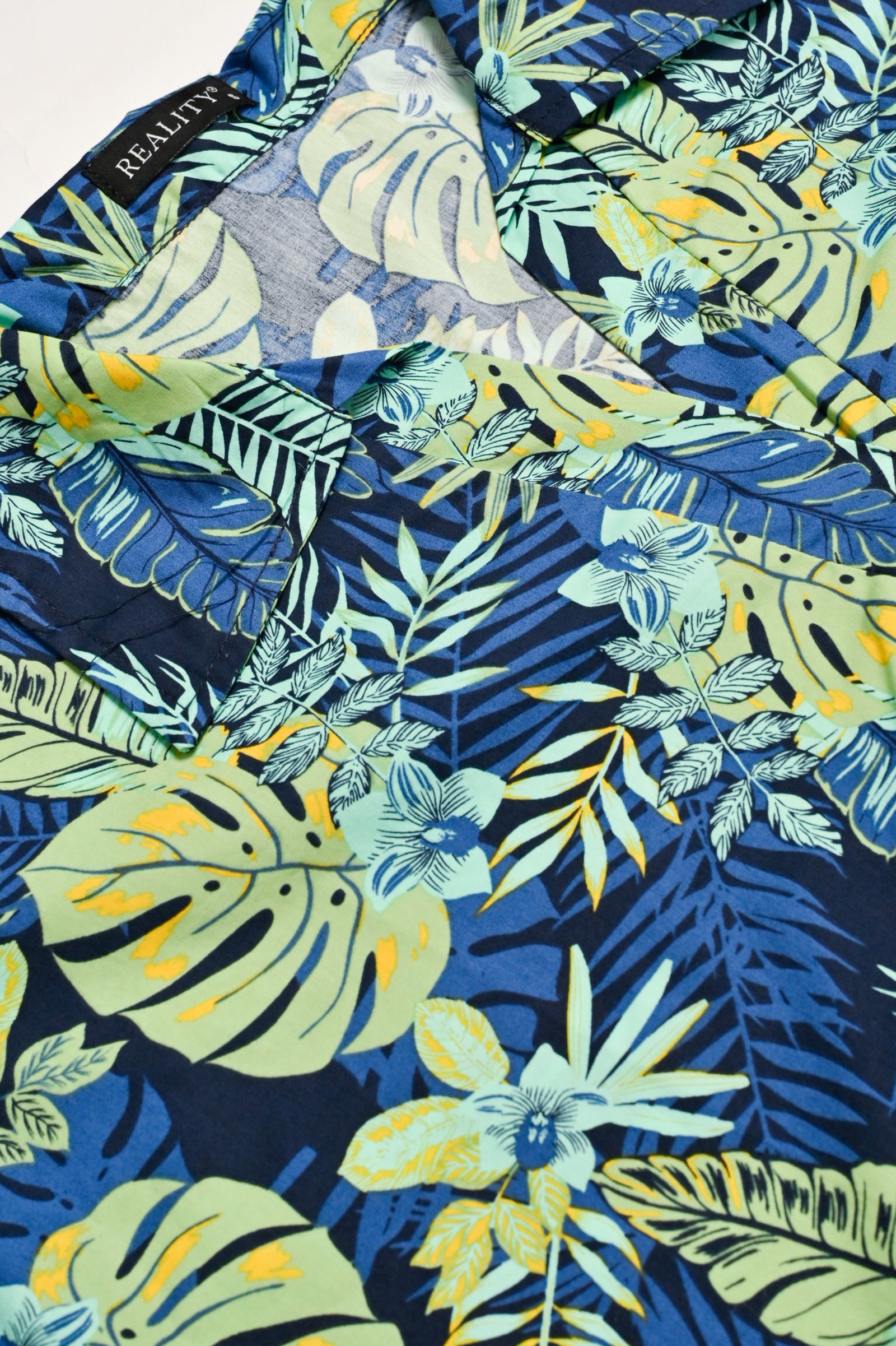 LADIES PARROT TOP