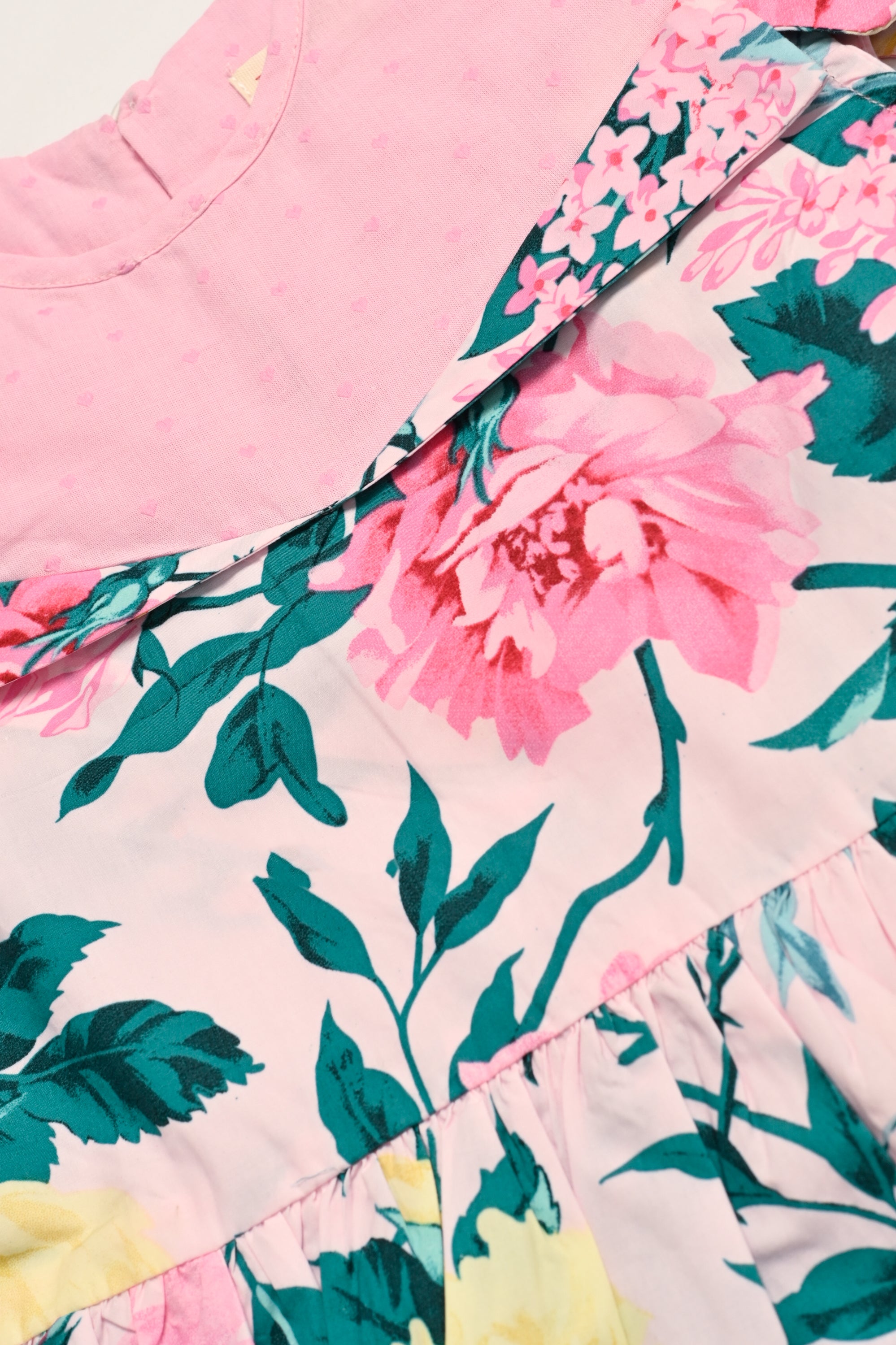 FLORAL MIST PINK SUIT Reality