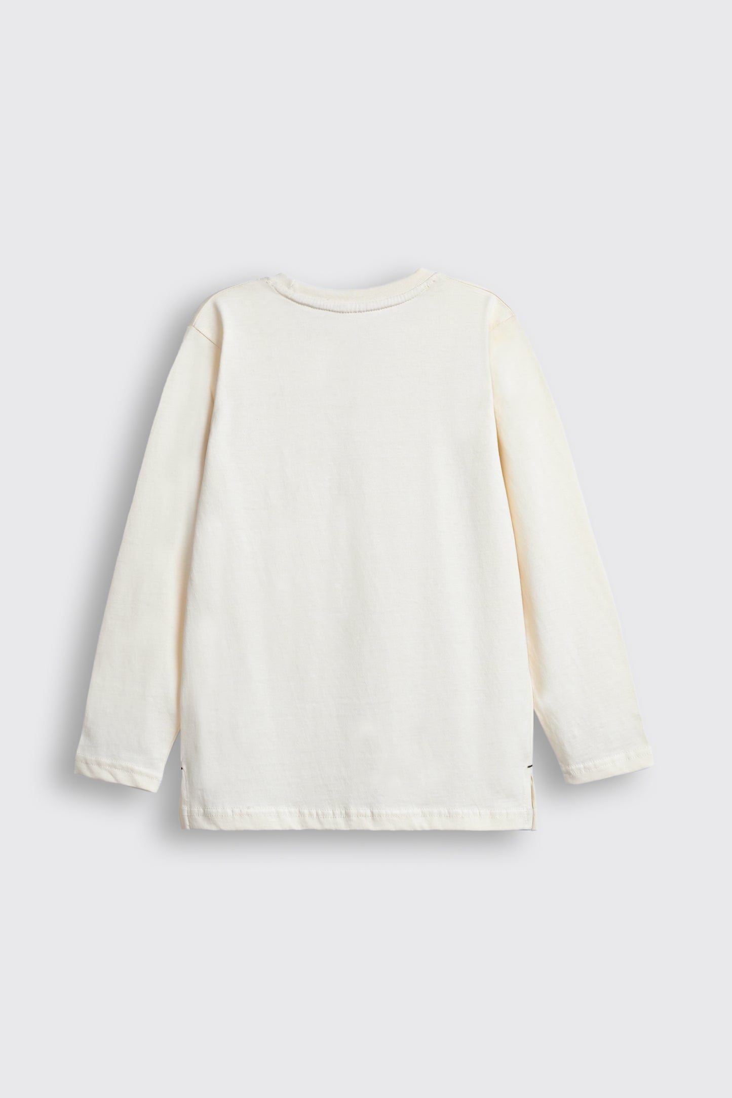 Off-White Long-Sleeve T-Shirt with Pocket Reality