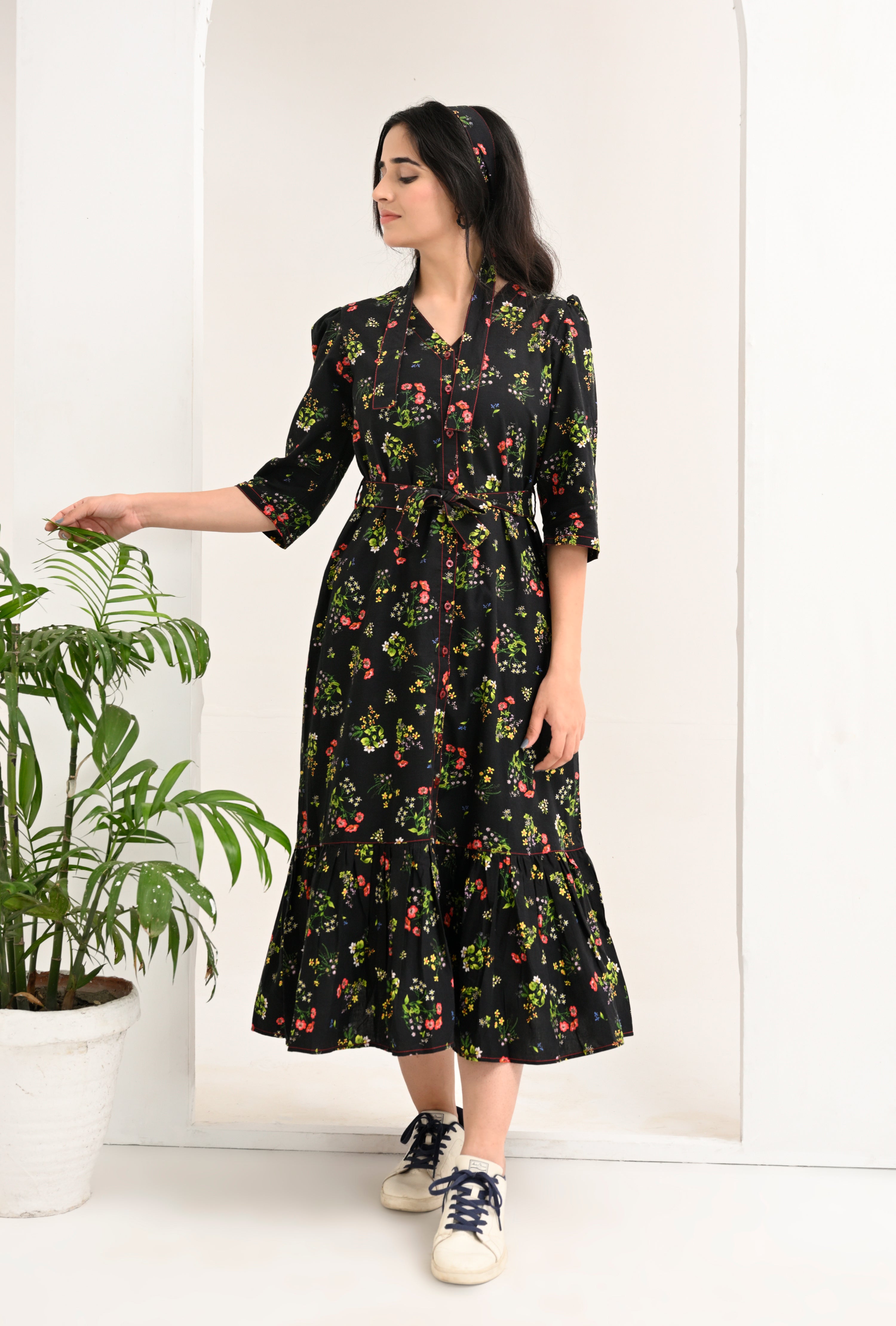 Midnight Garden: Blossoms in Full Bloom Reality