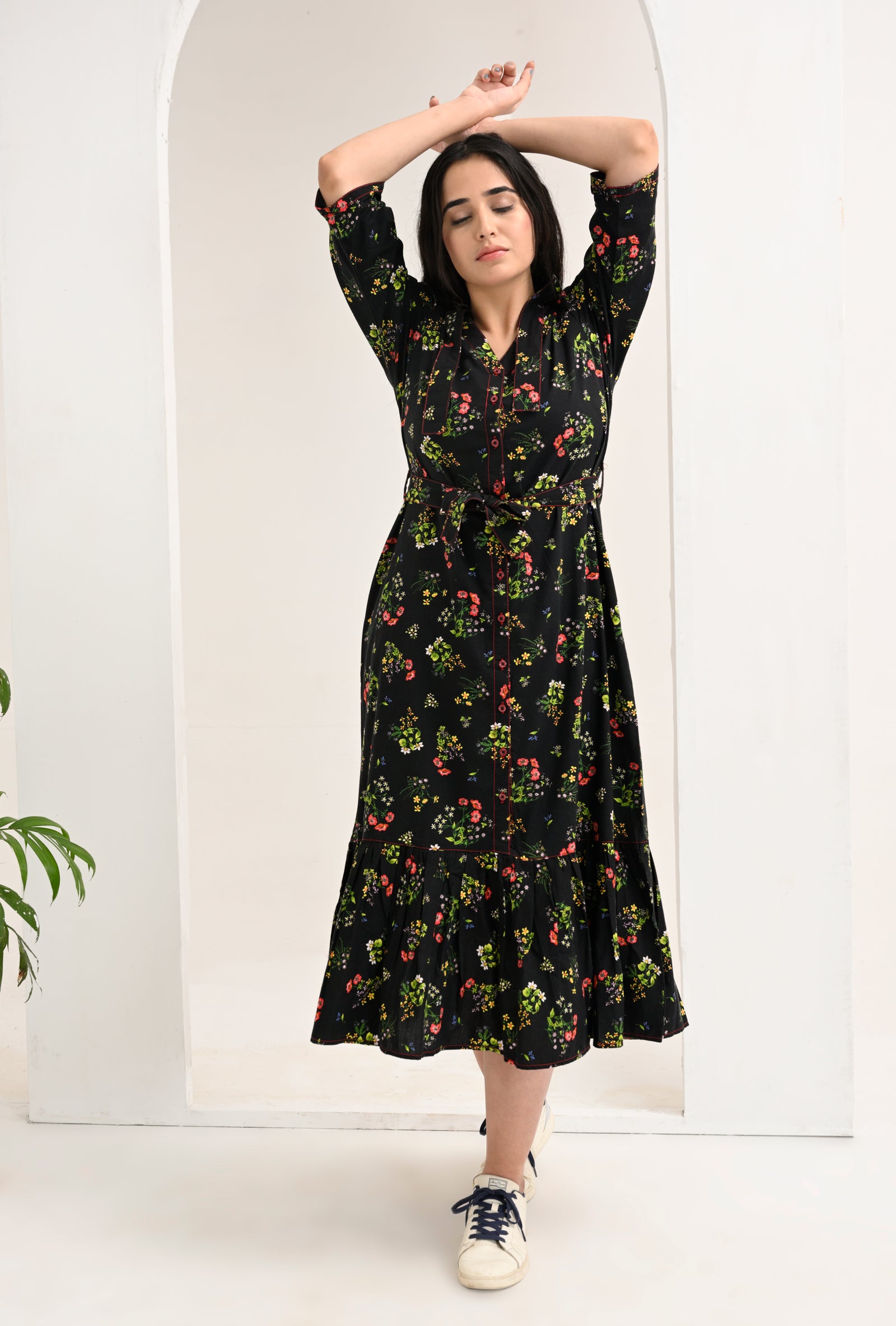 Midnight Garden: Blossoms in Full Bloom Reality