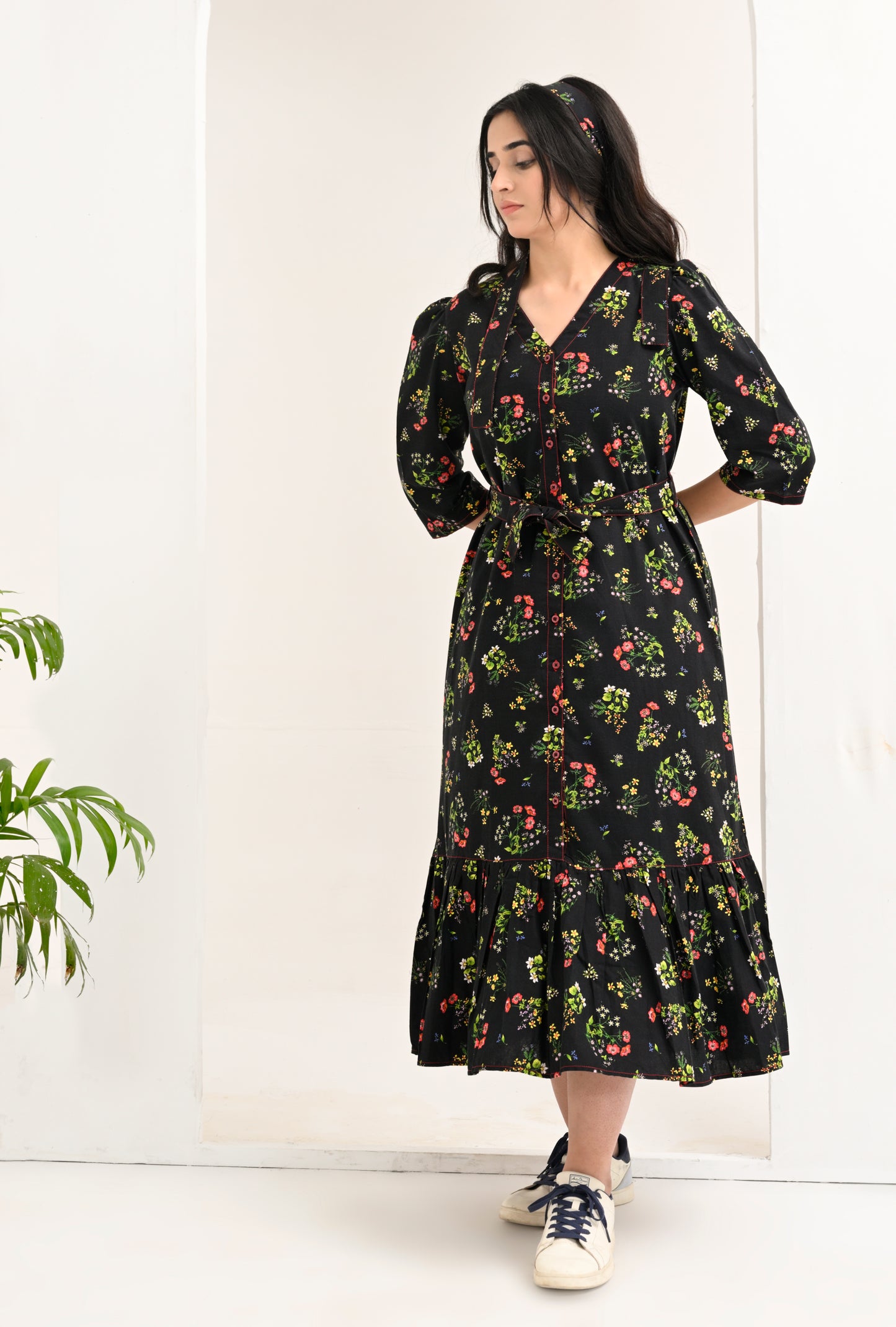 Midnight Garden: Blossoms in Full Bloom Reality