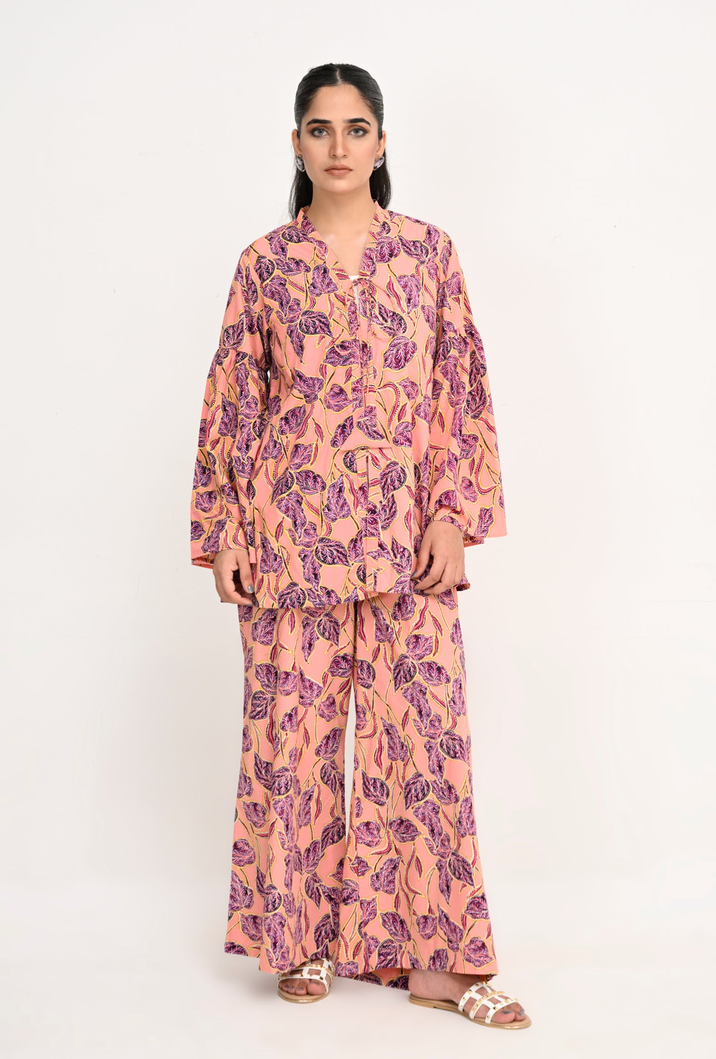 Tropical Dusk: Bold Botanicals in Bloom Reality