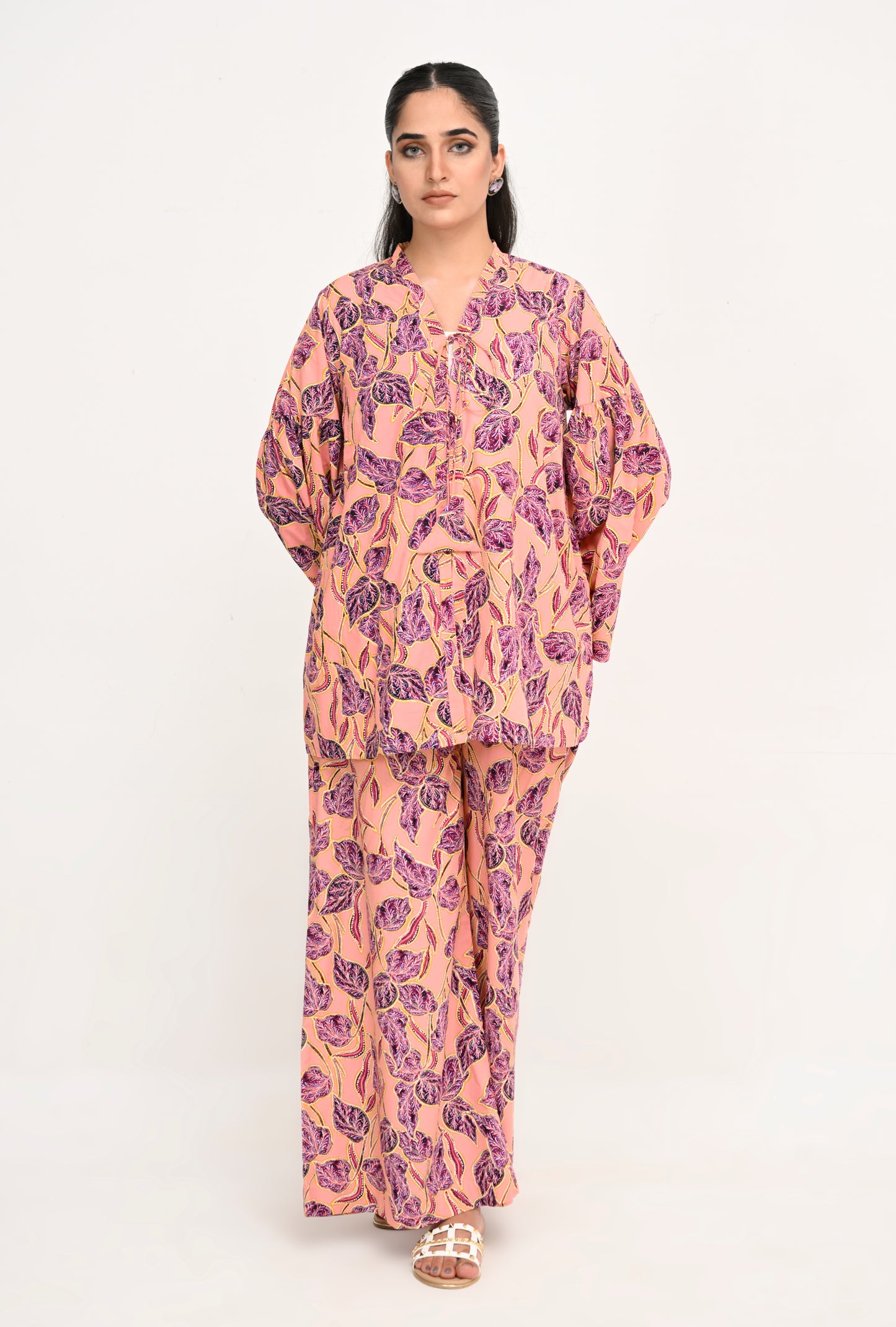 Tropical Dusk: Bold Botanicals in Bloom Reality