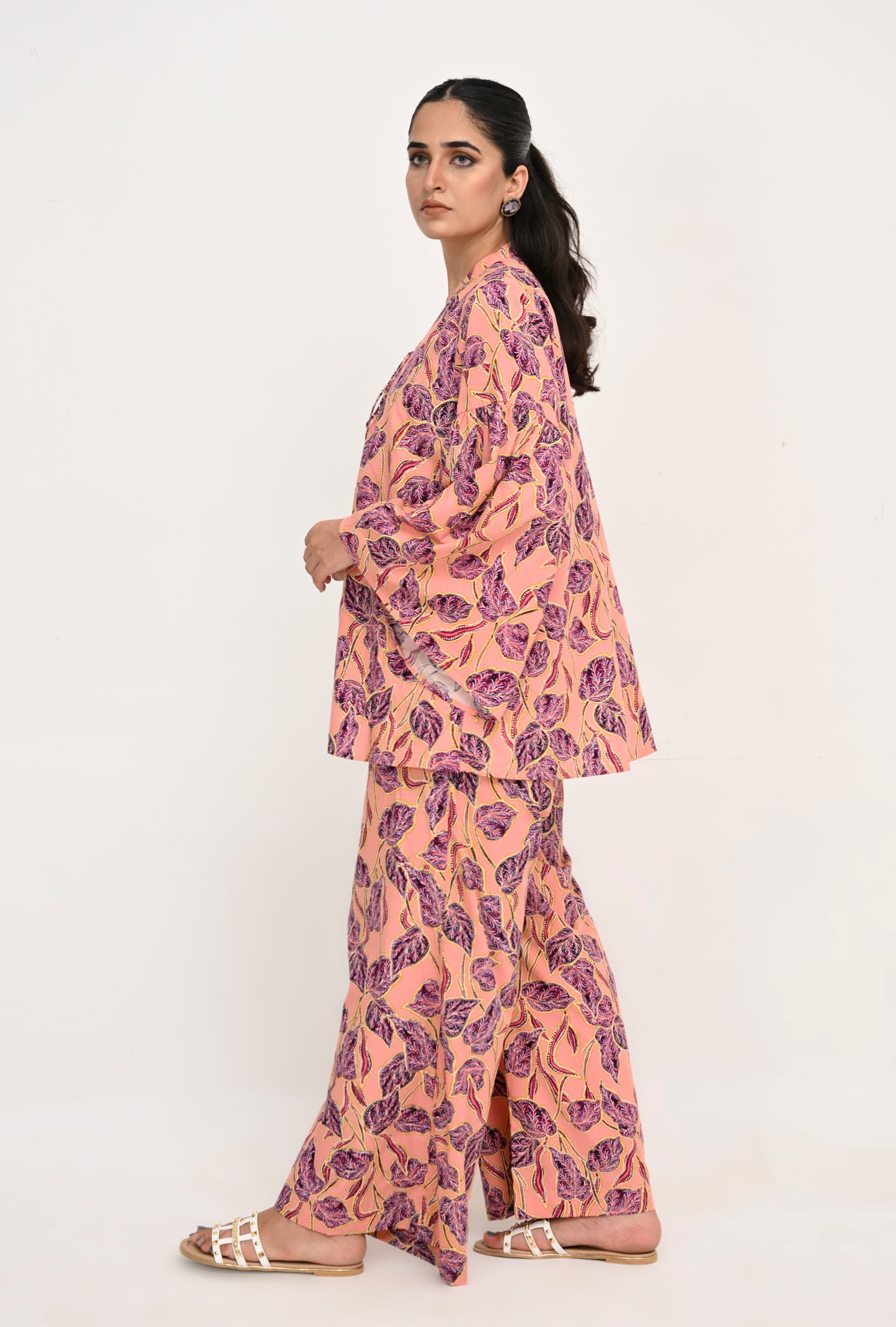 Tropical Dusk: Bold Botanicals in Bloom Reality