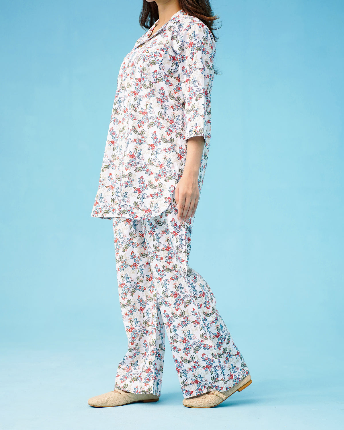 PRINTED white CO-ORD SET Reality