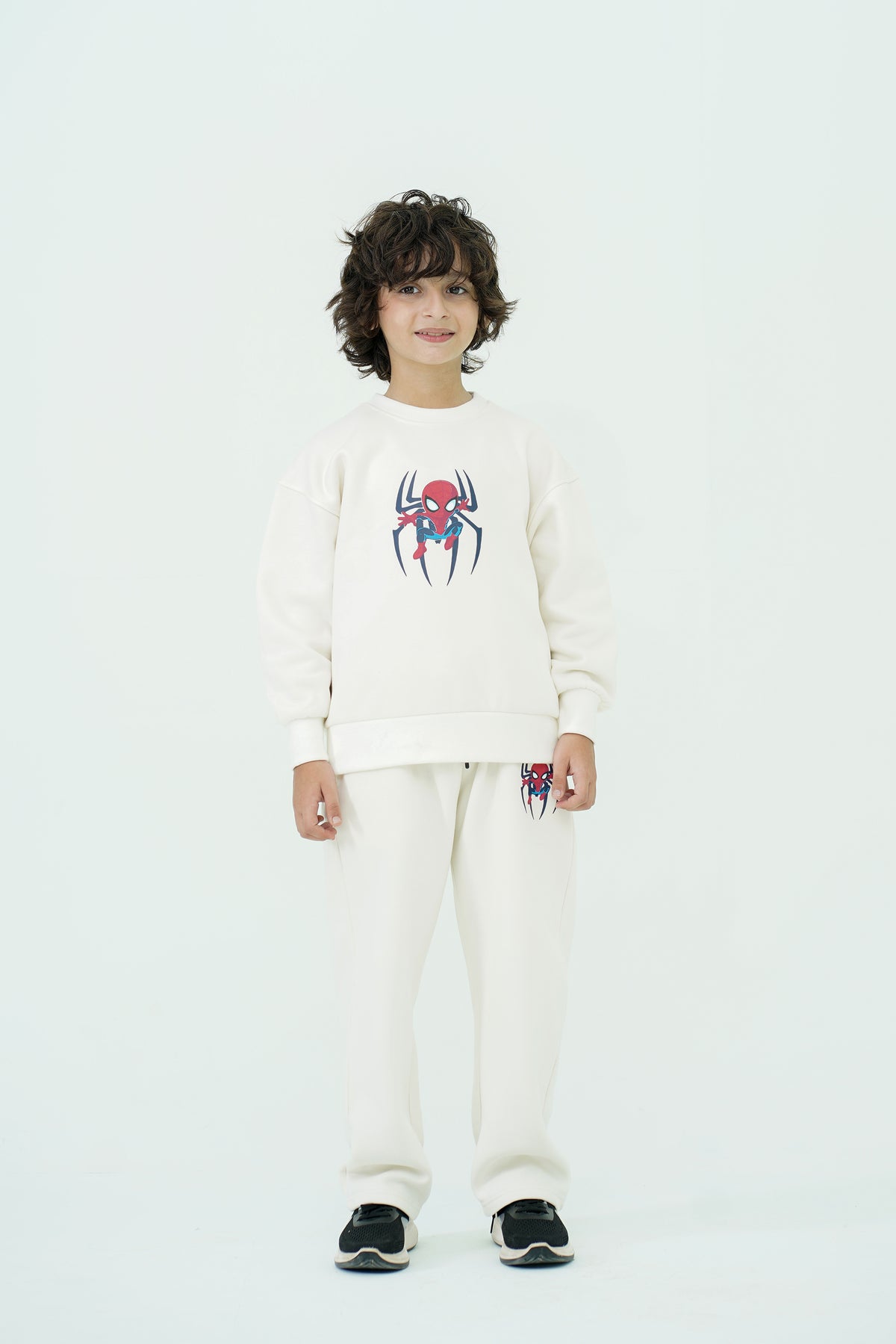 SPIDER MAN GRAPHIC WHITE SWEATSHIRT Reality