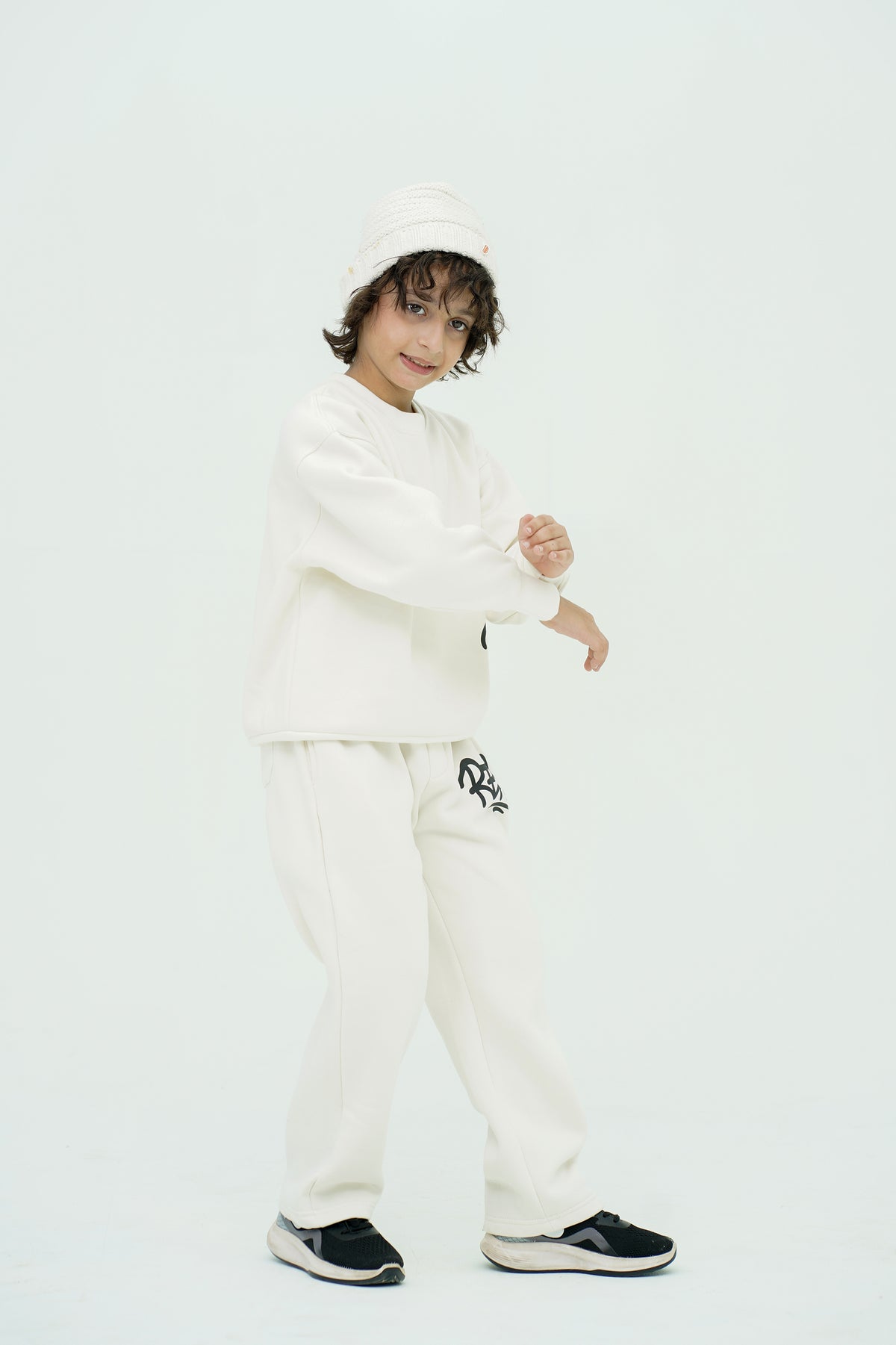 BOYS "REAL" OFF WHITE SWEATSHIRT Reality