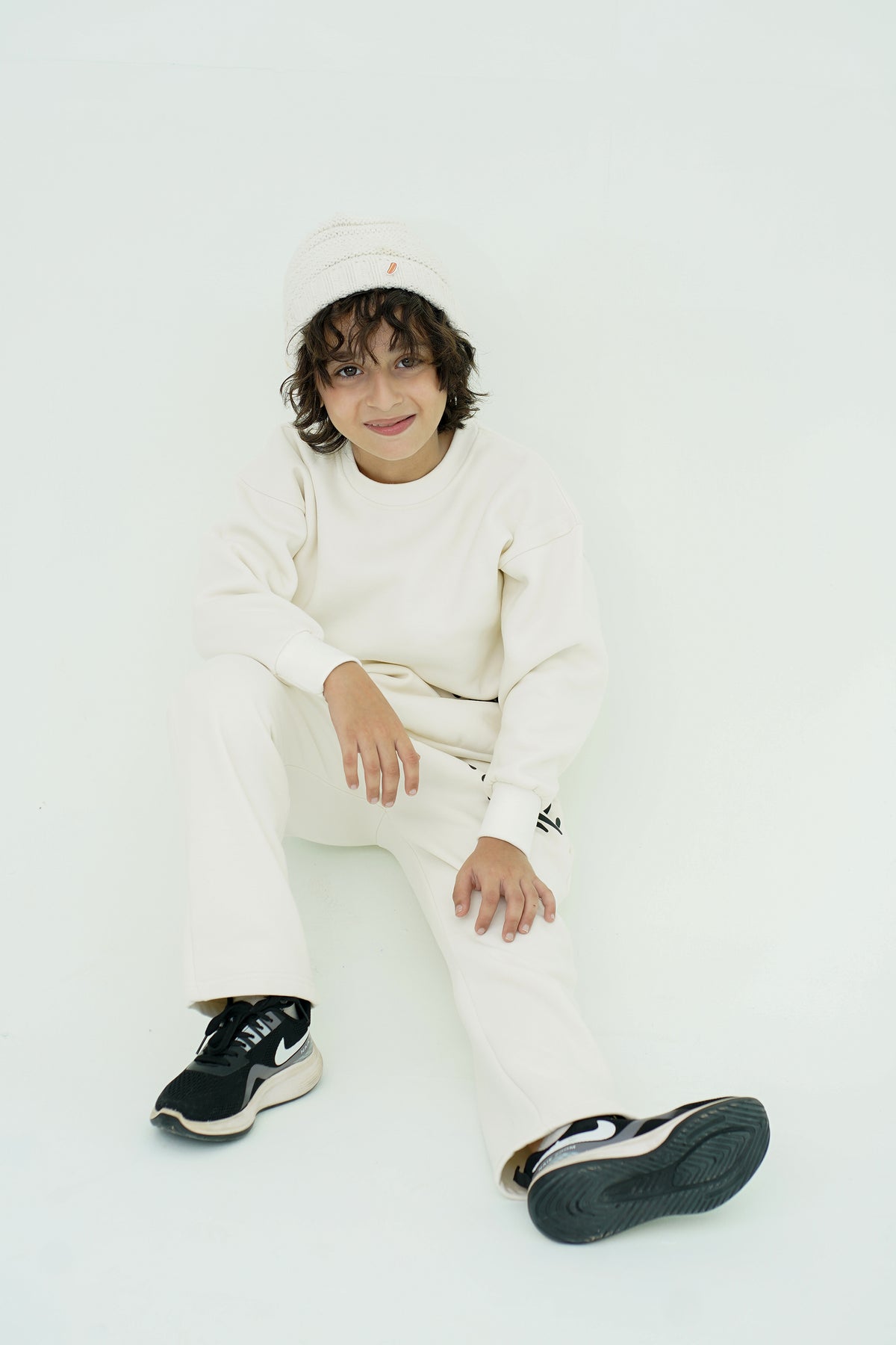 BOYS "REAL" OFF WHITE SWEATSHIRT Reality
