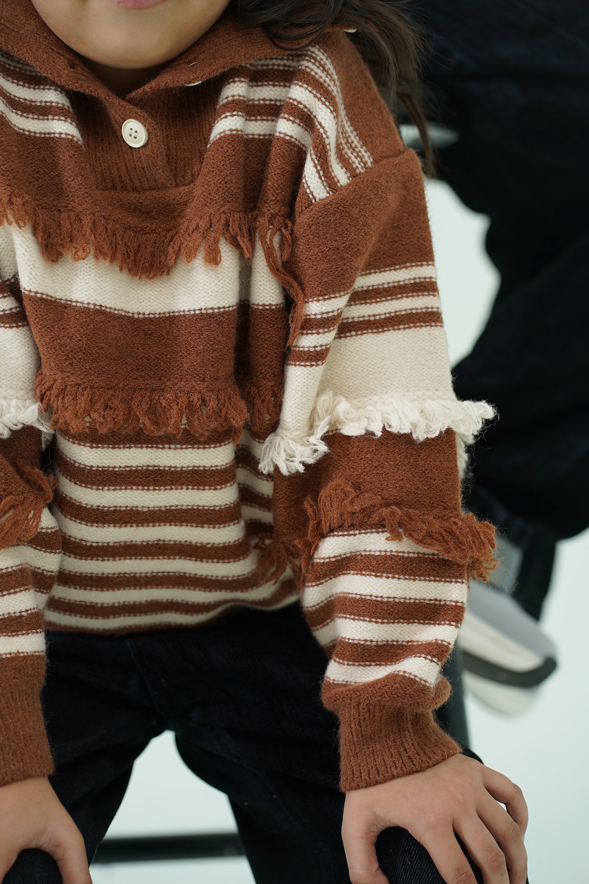 BROWN SWEATER Reality