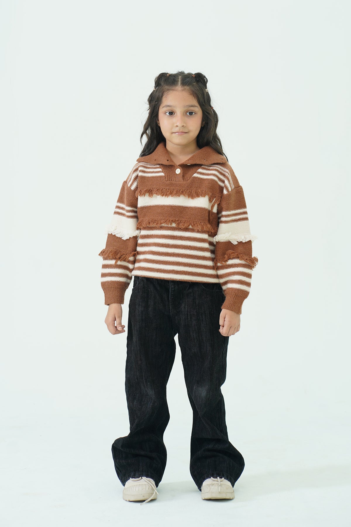 BROWN SWEATER Reality