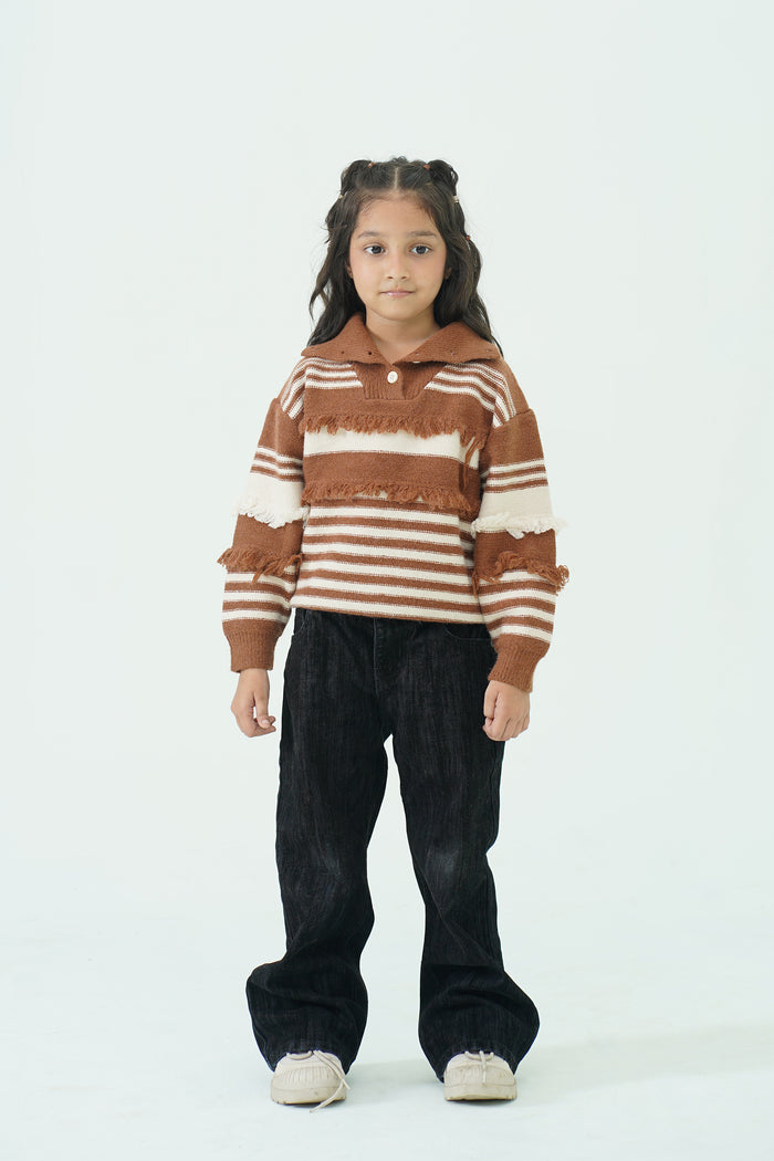 BROWN SWEATER