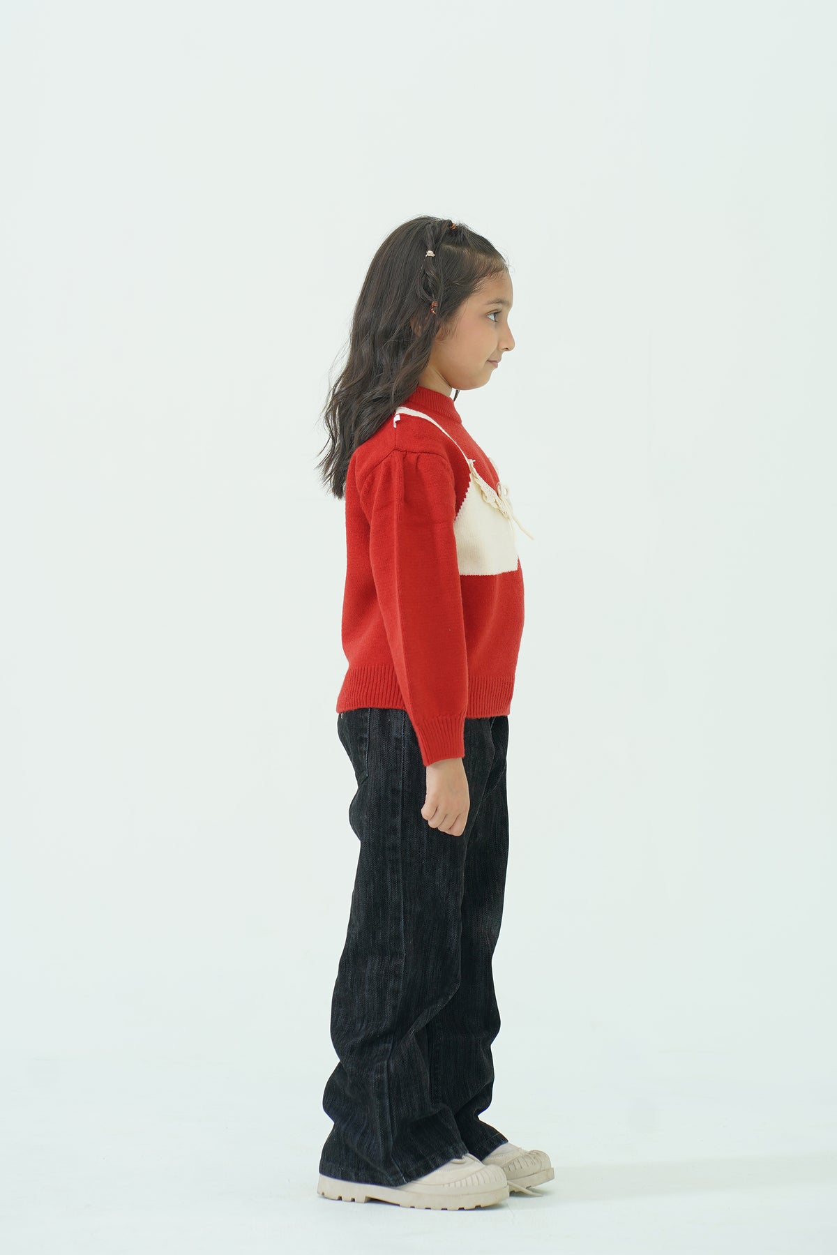 RED SWEATER Reality