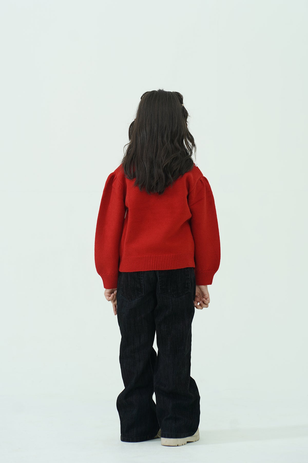 RED SWEATER Reality