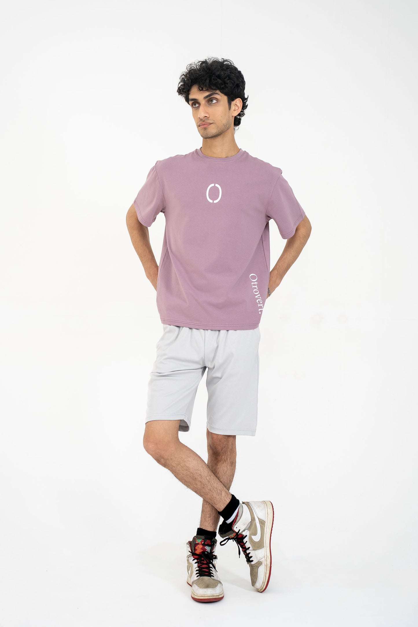 MEN LIGHT PURPLE OTROVERT GRAPHIC TEE Reality
