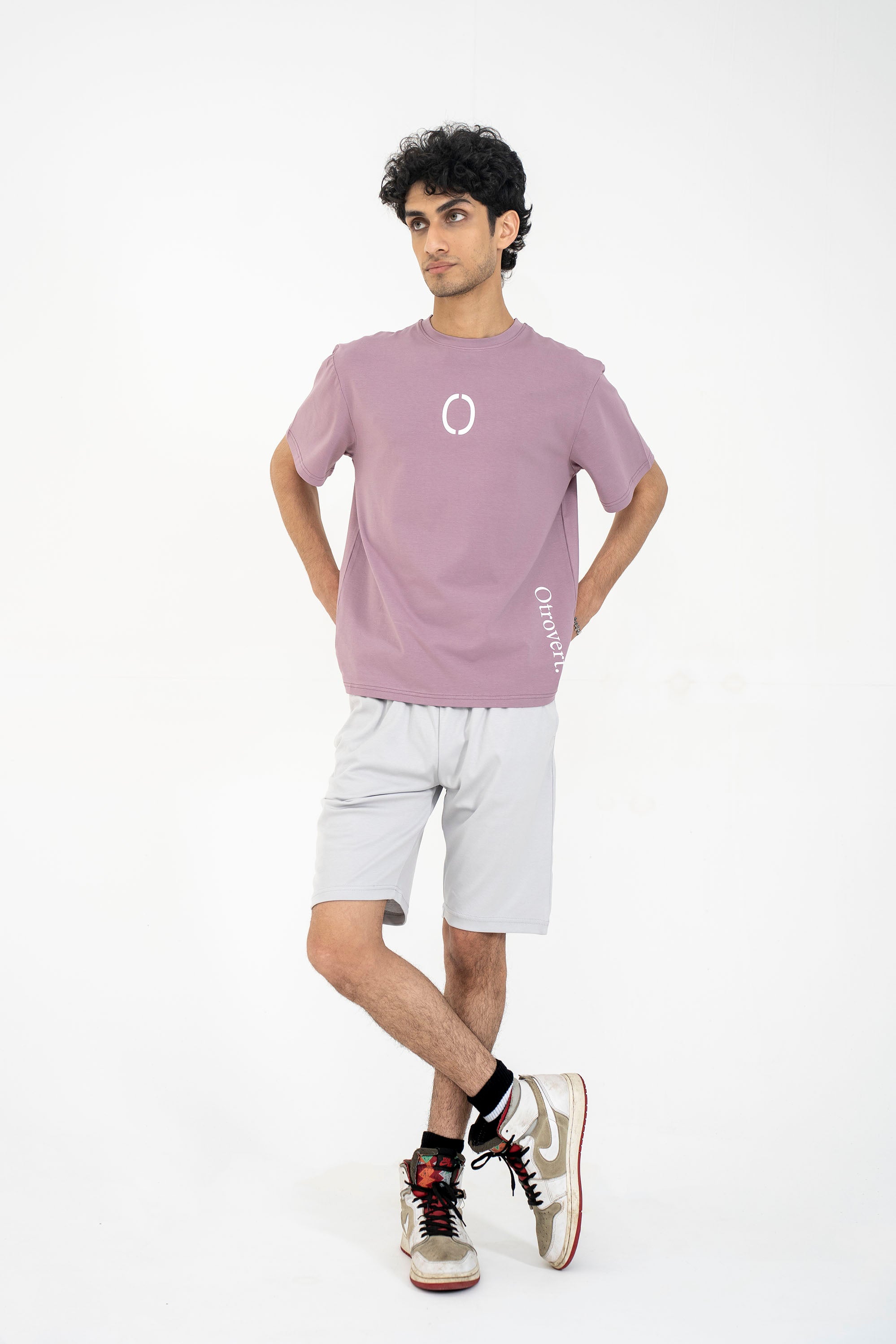 MEN LIGHT PURPLE OTROVERT GRAPHIC TEE Reality