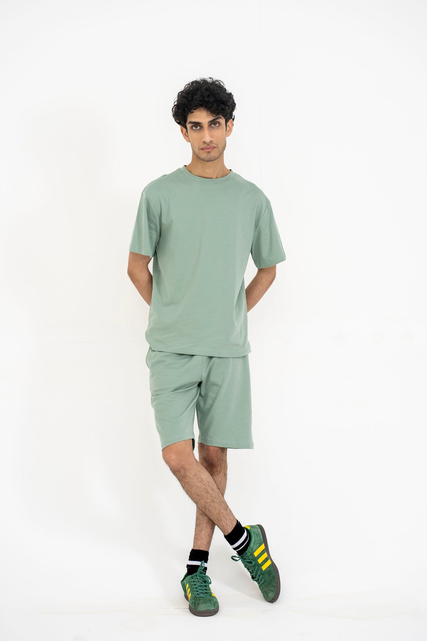 MEN DOWN SHOULDER OLIVE T-SHIRT Reality