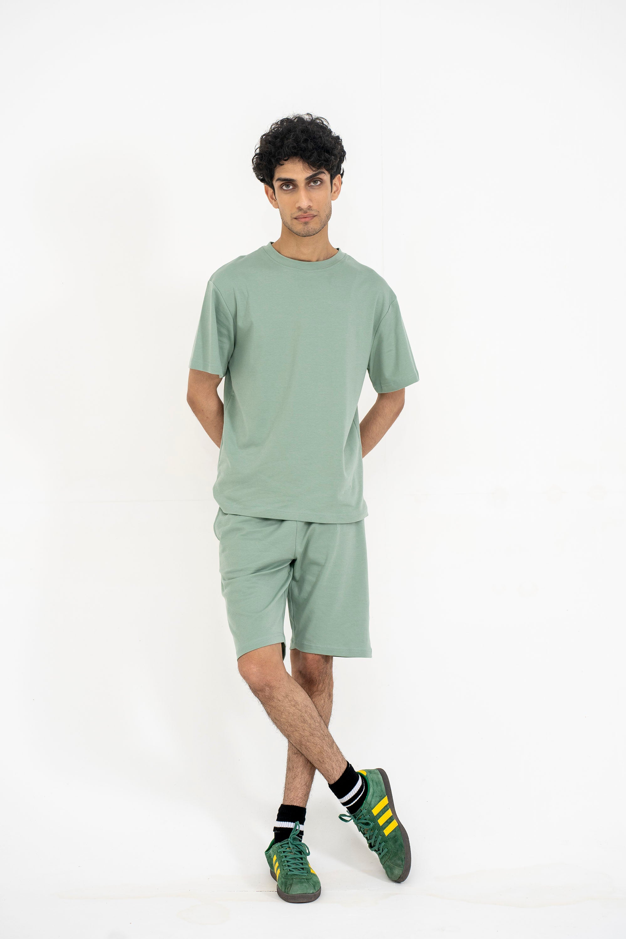 MEN DOWN SHOULDER OLIVE T-SHIRT Reality