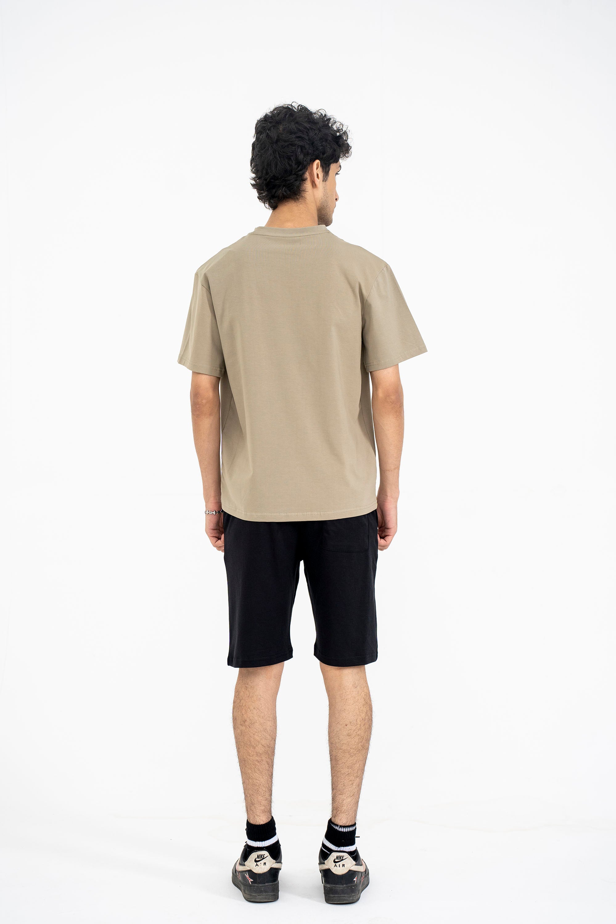 men THE WILD GRAPHIC LIGHT GREEN TEE Reality