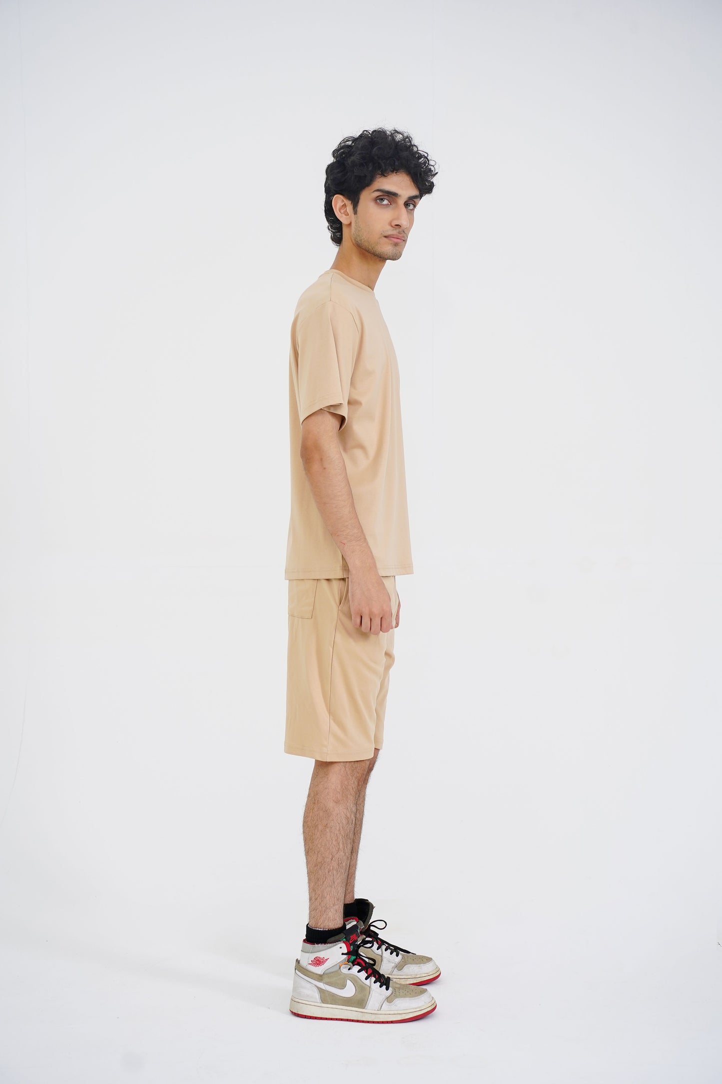 MEN DOWN SHOULDER SKIN T-SHIRT Reality