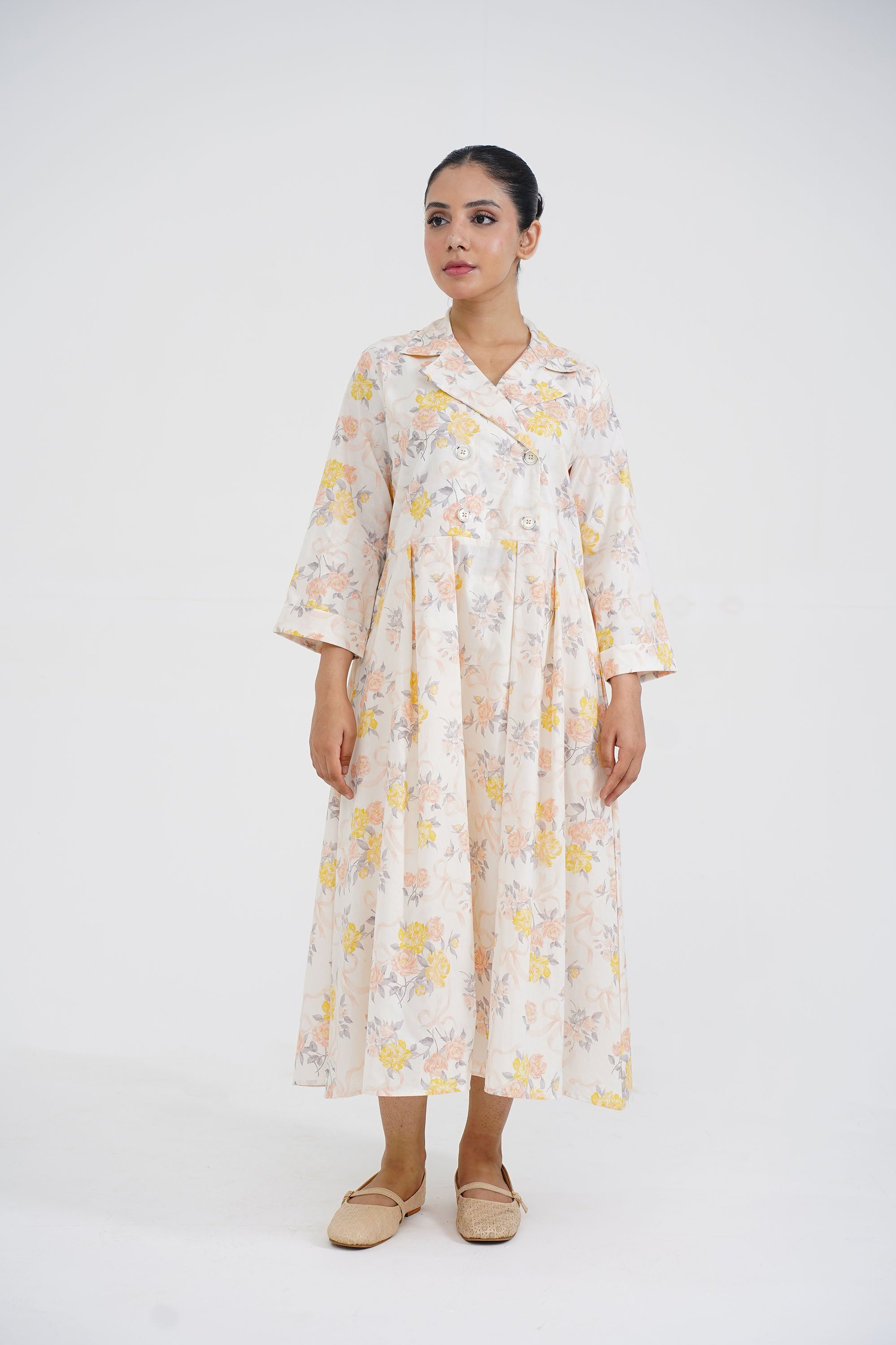 FLORAL CREAM TOP Reality