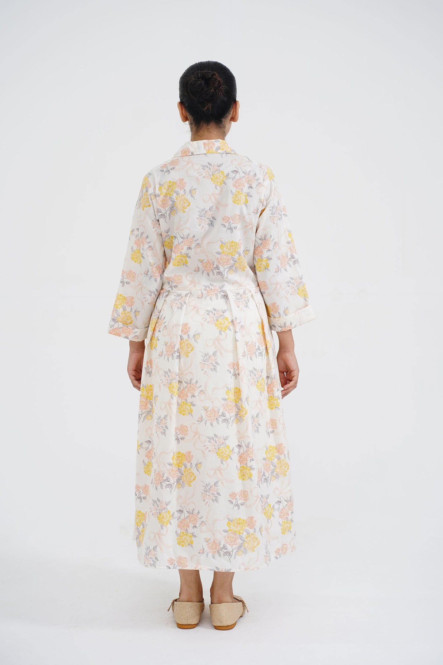 FLORAL CREAM TOP Reality
