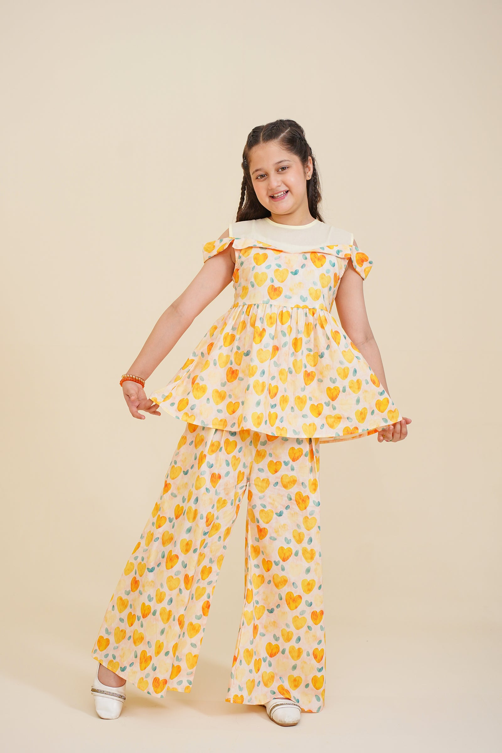 FLORAL MIST YELLOW SUIT Reality