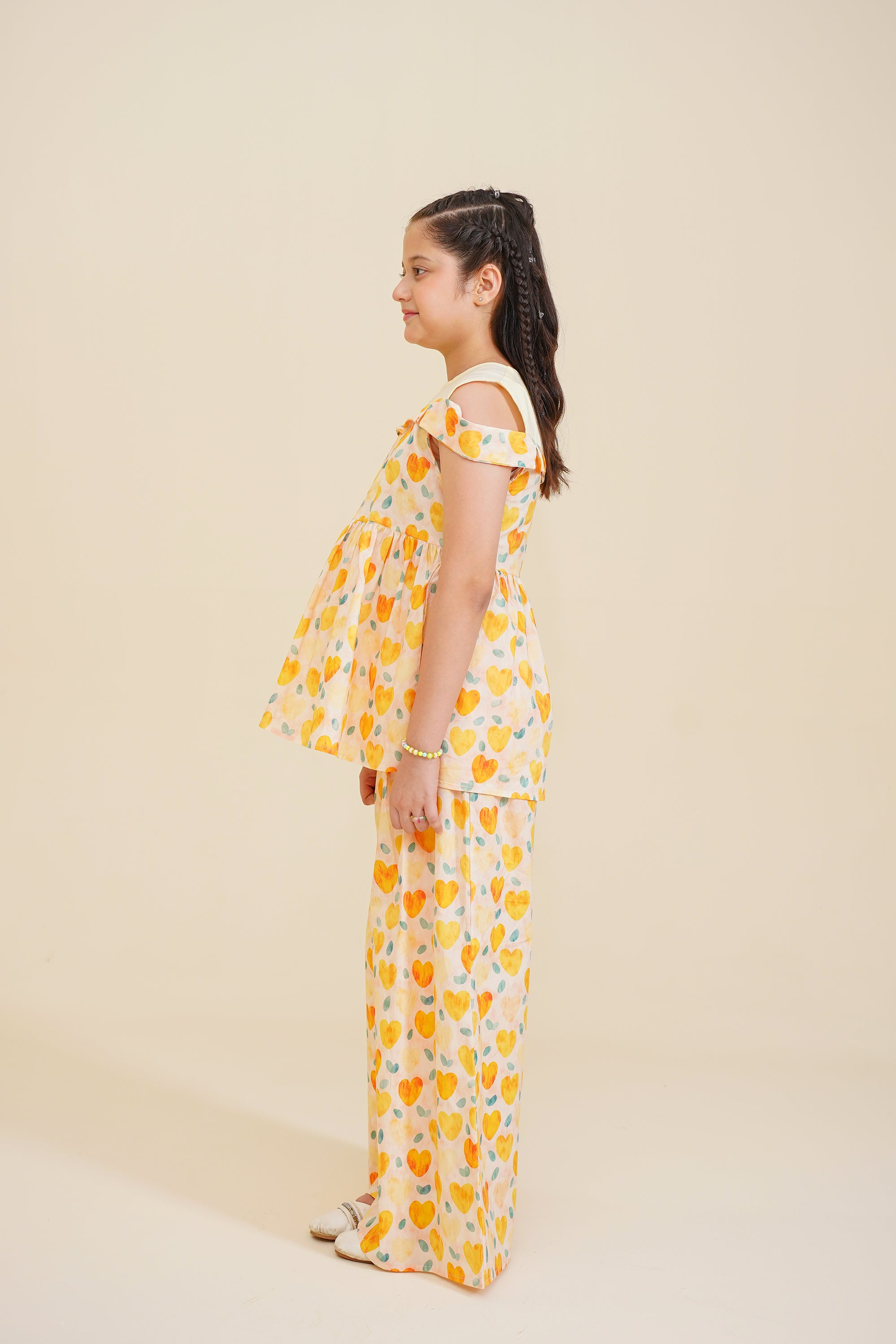 FLORAL MIST YELLOW SUIT Reality