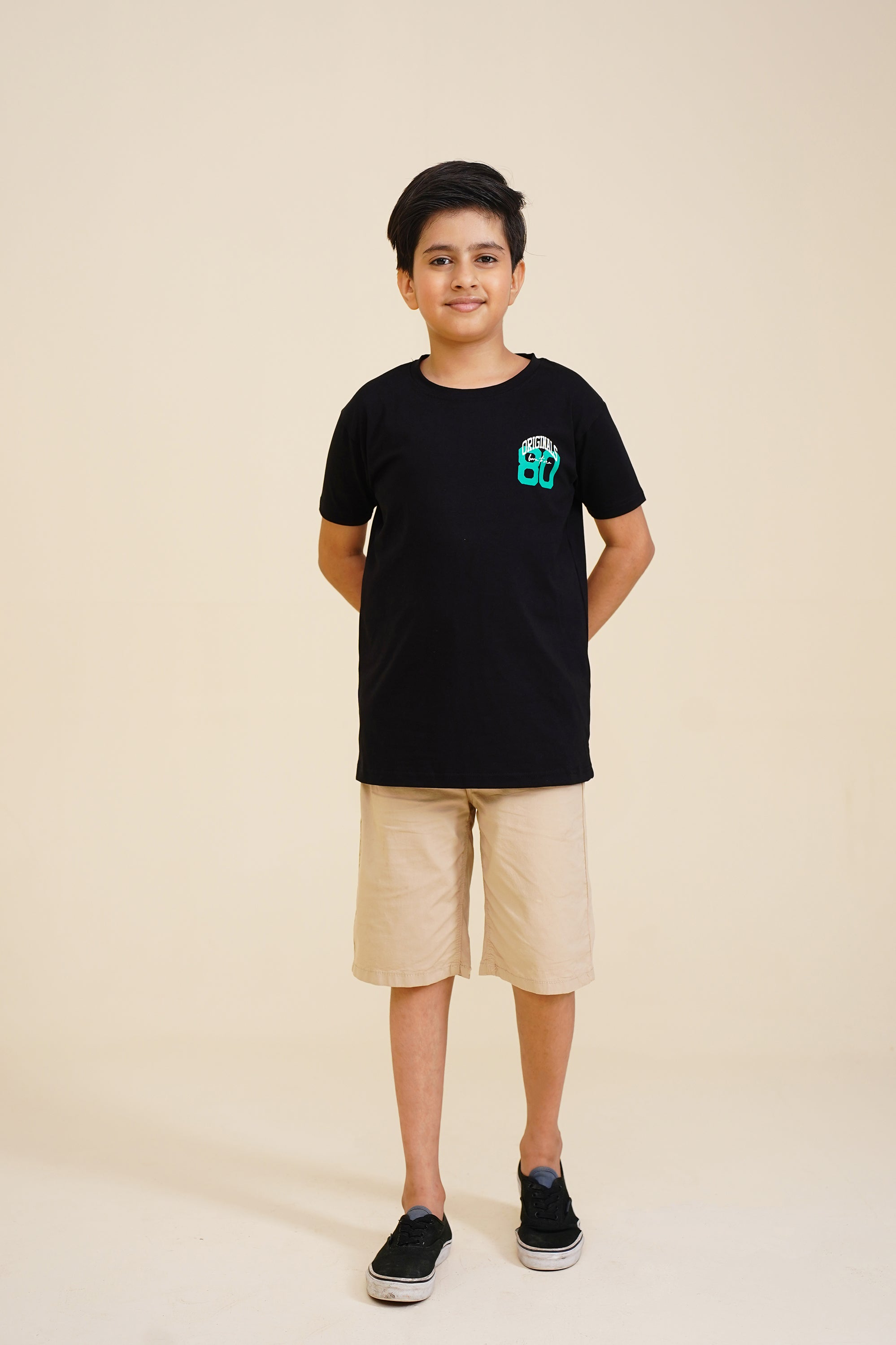 WORTHY GRAPHIC BLACK TEE Reality