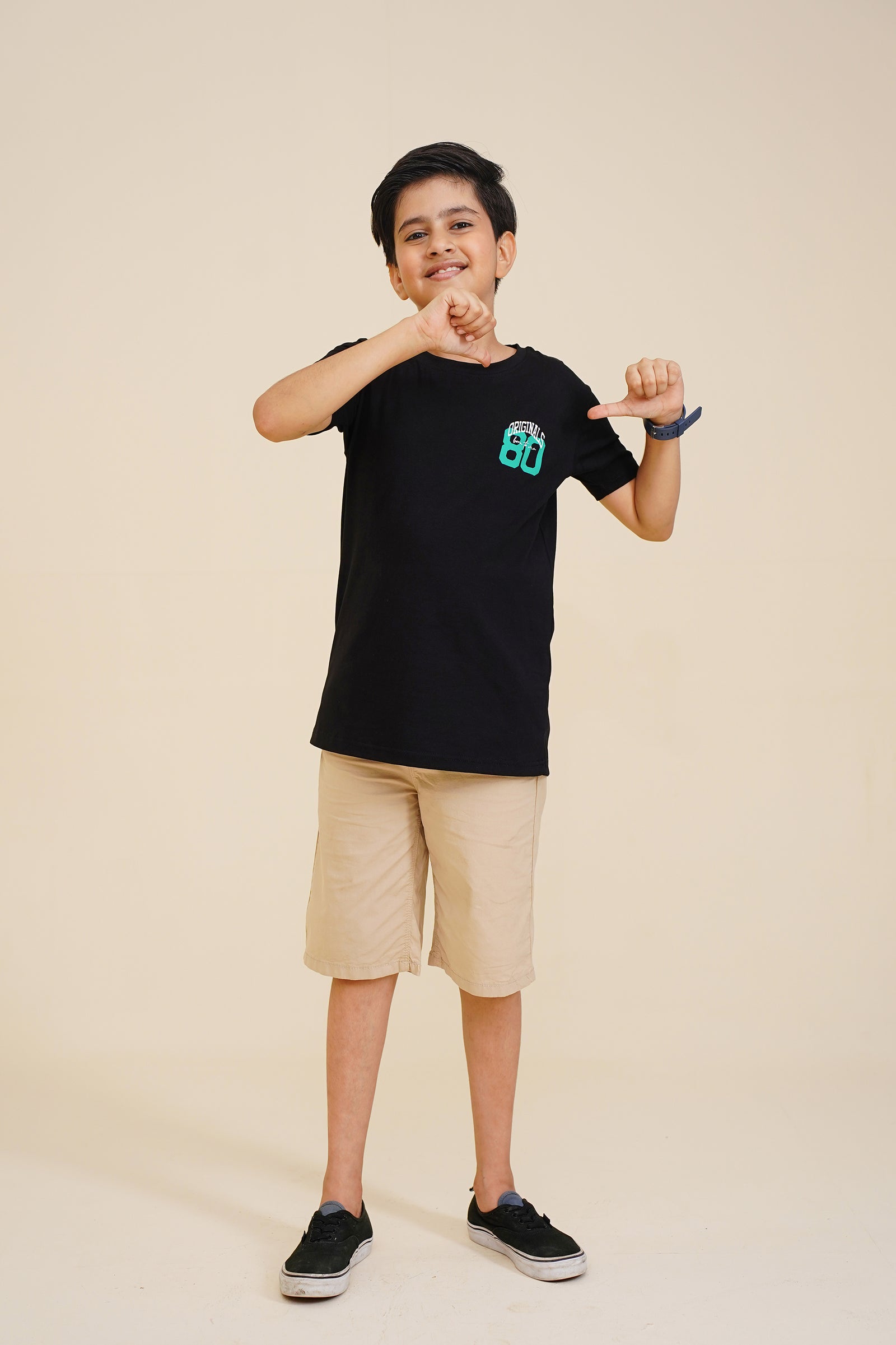 WORTHY GRAPHIC BLACK TEE Reality