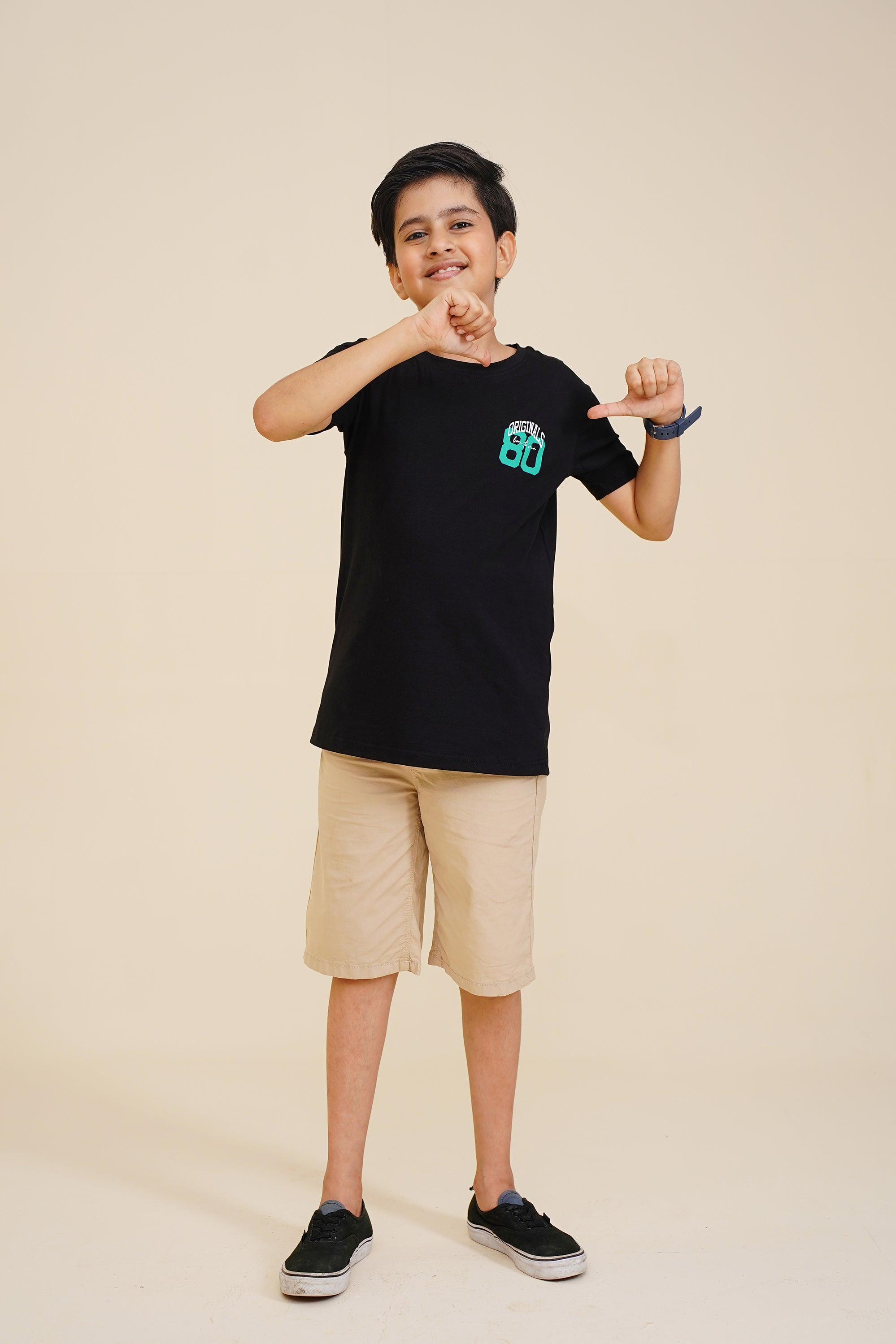 WORTHY GRAPHIC BLACK TEE Reality