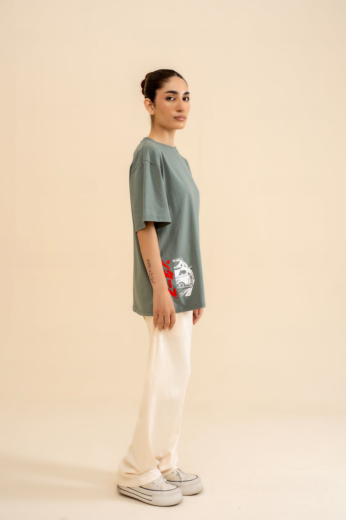 OLIVE LYCRA JERSEY MOTO GRAPHIC TEE Reality