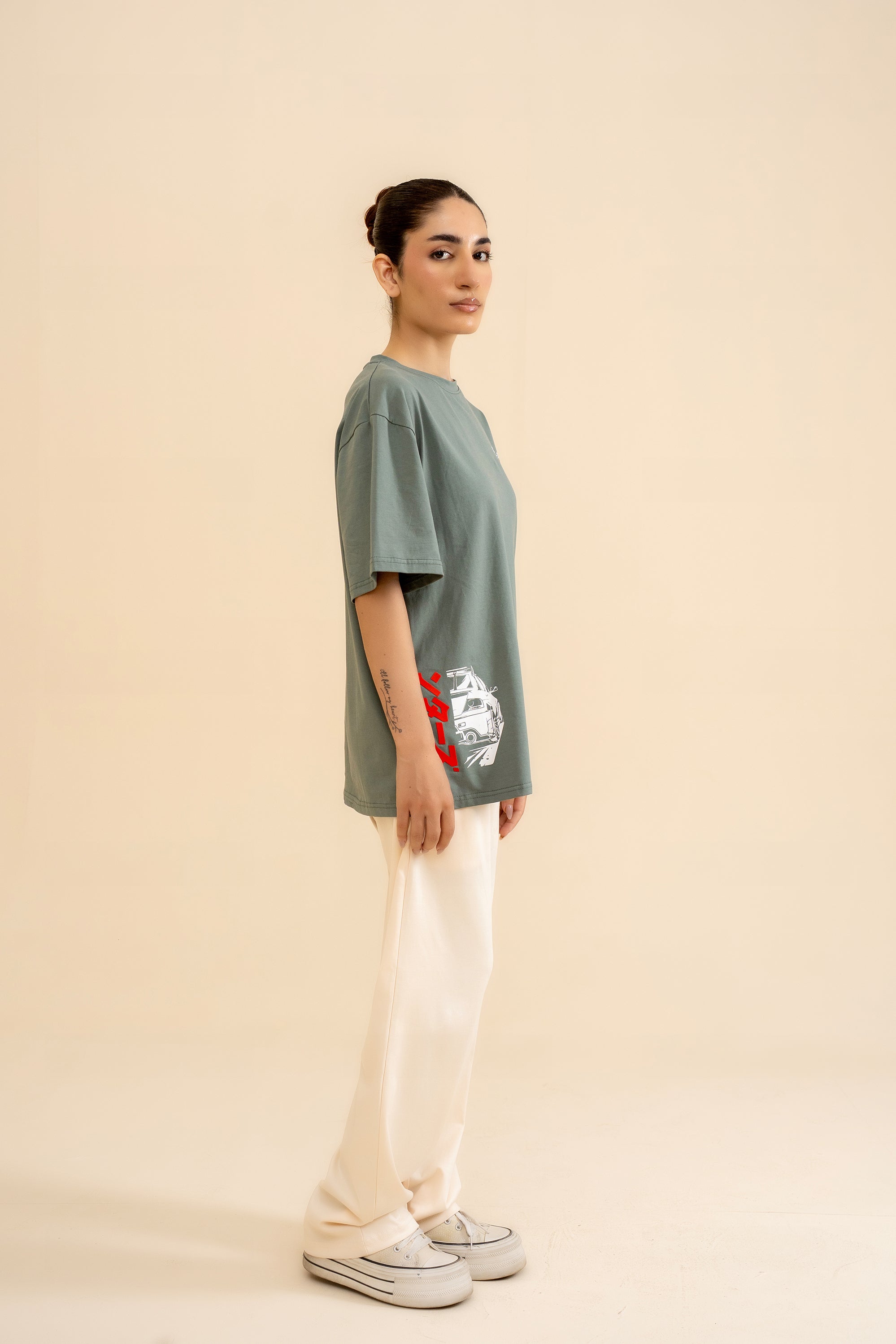 OLIVE LYCRA JERSEY MOTO GRAPHIC TEE Reality