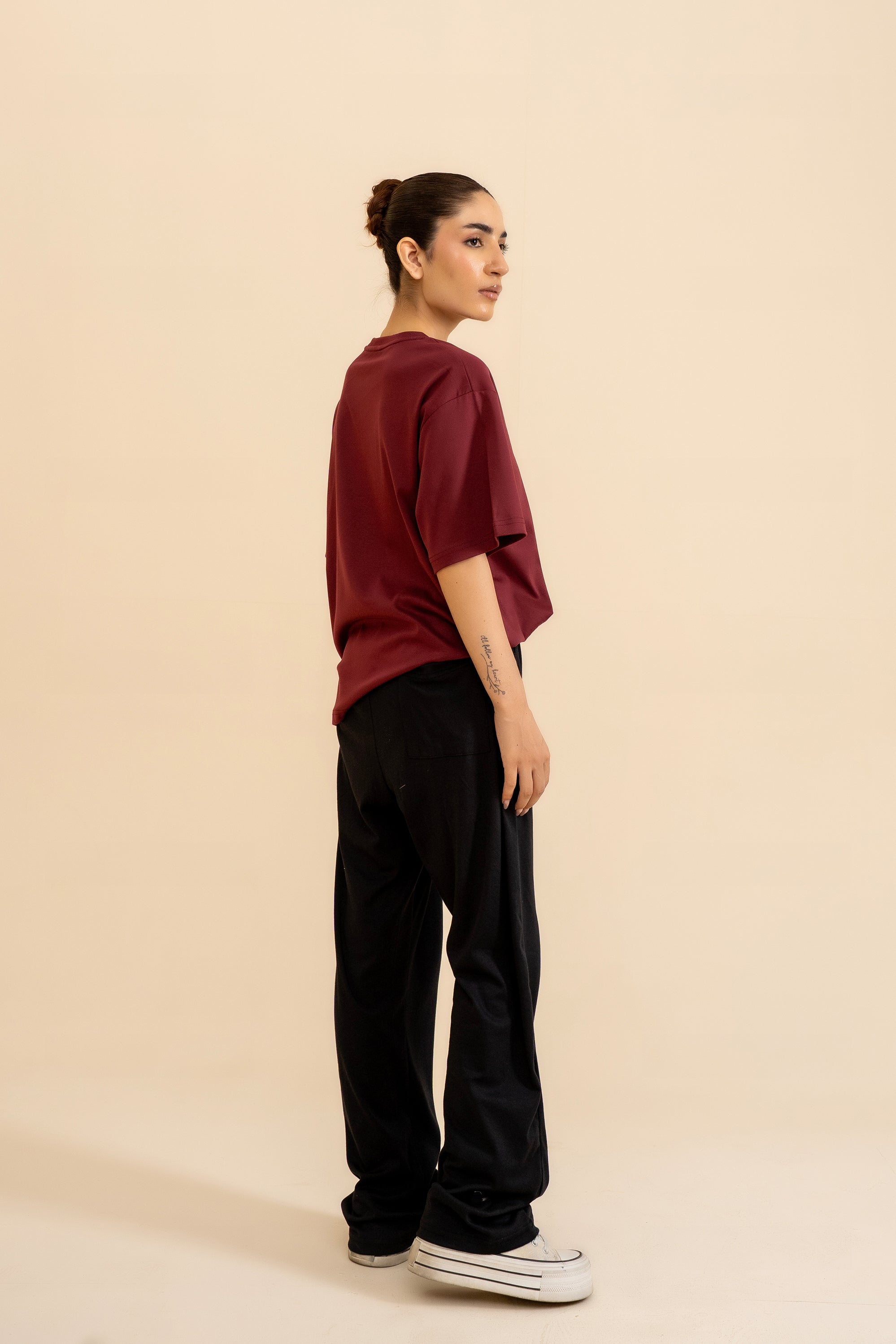 MEHROON INTERLOCK DOWN SHOULDER TEE Reality