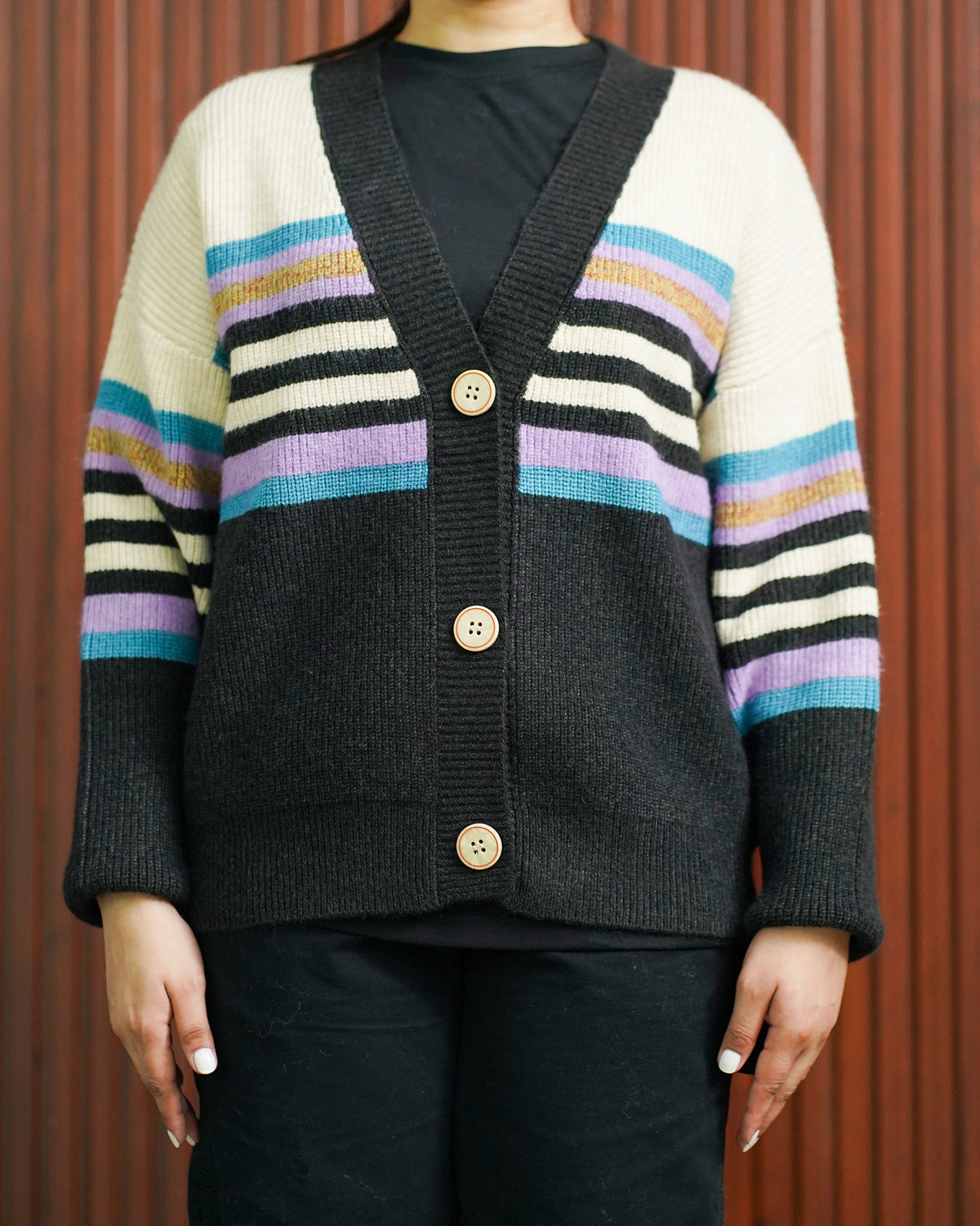 BLACK SWEATER Reality