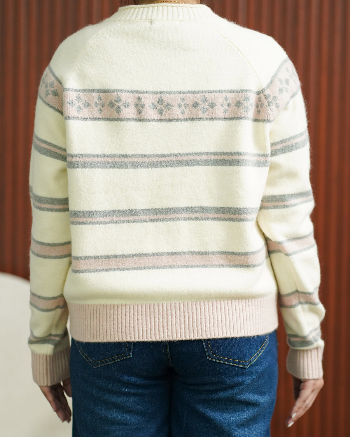 LADIES CREAM SWEATER Reality