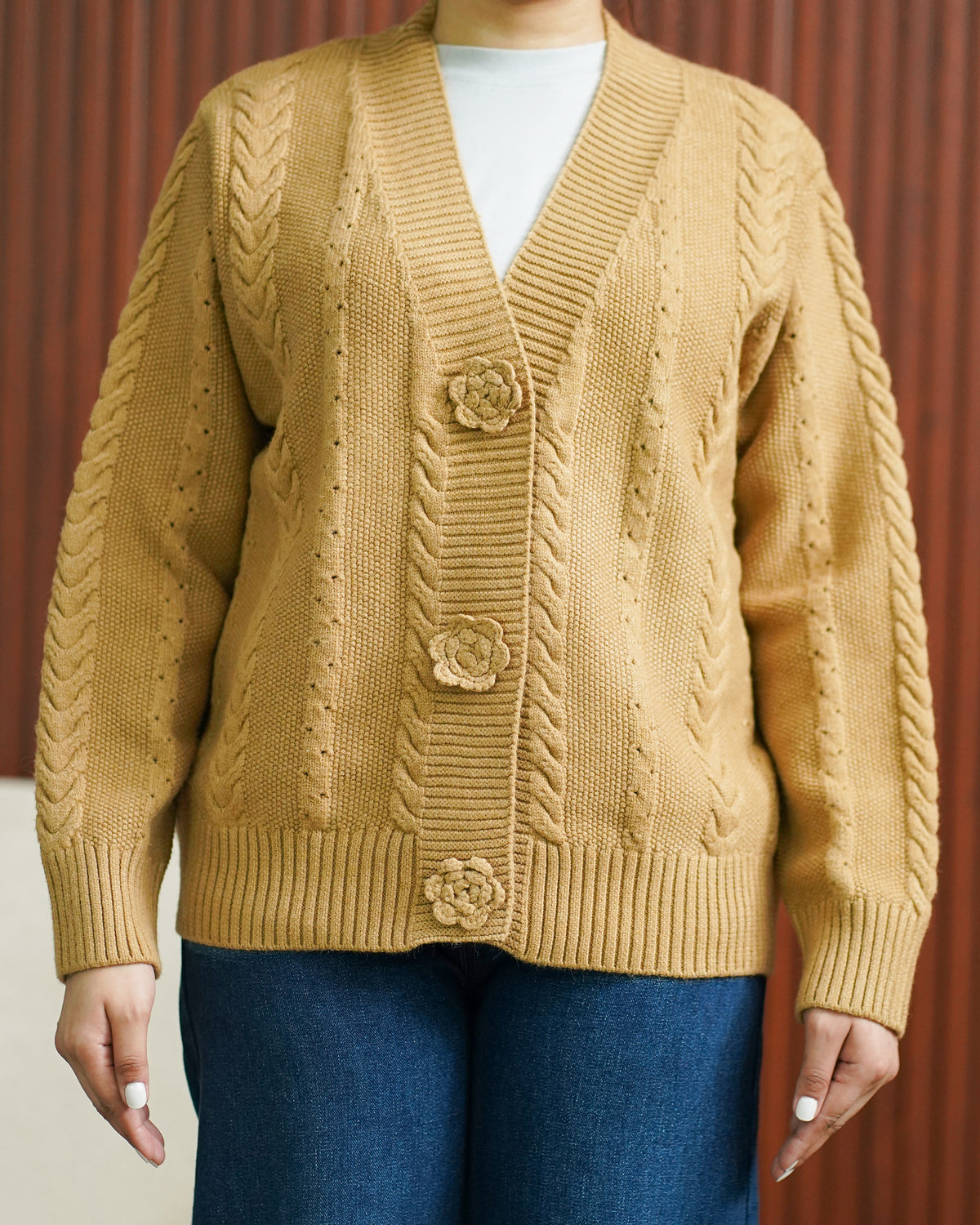 LADIES BROWN SWEATER Reality