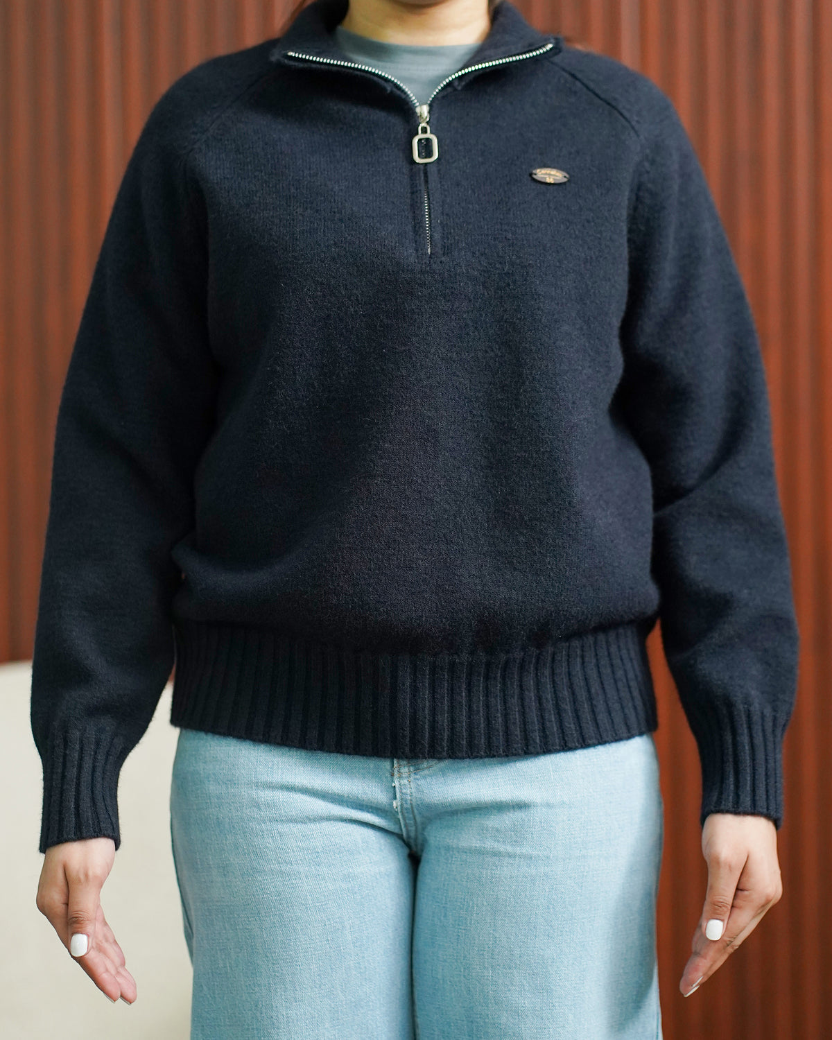 LADIES NAVY SWEATER Reality