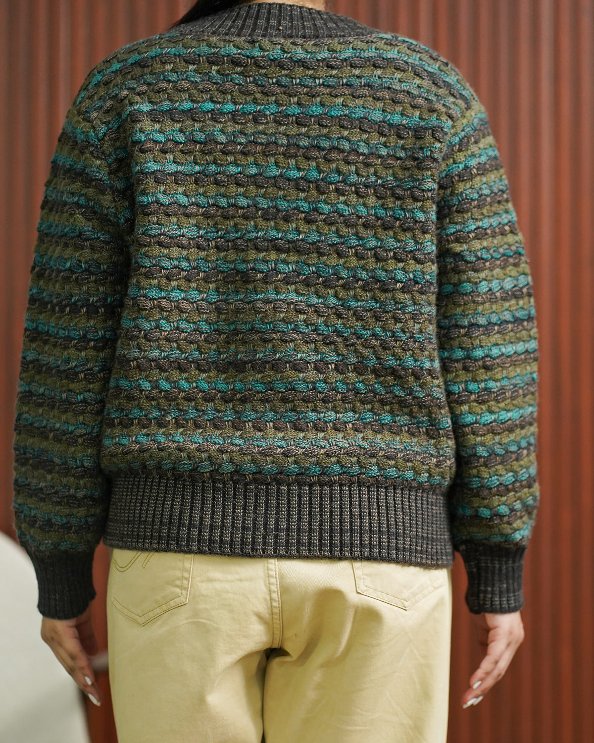 LADIES GREEN SWEATER Reality
