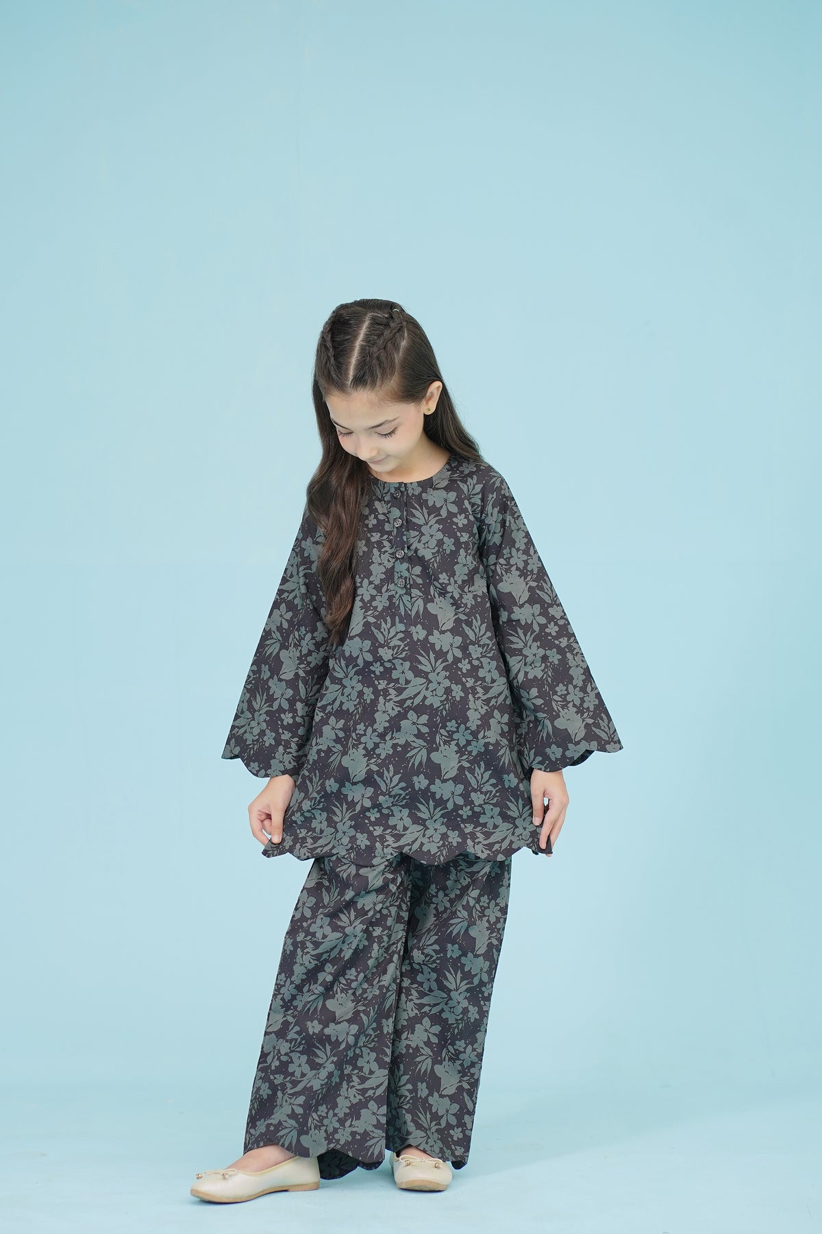 BLACK FLORAL CO-ORD SET Reality