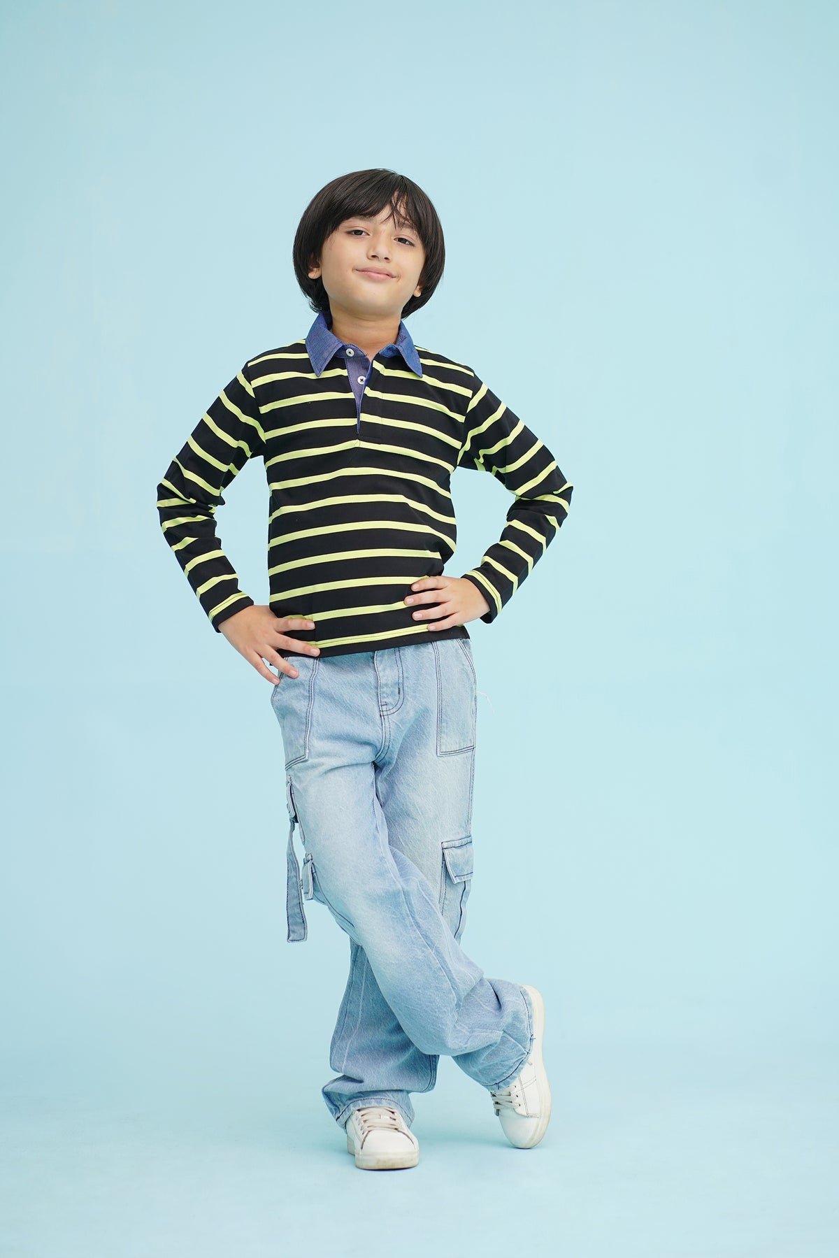 DENIM COLLAR BLACK POLO Reality