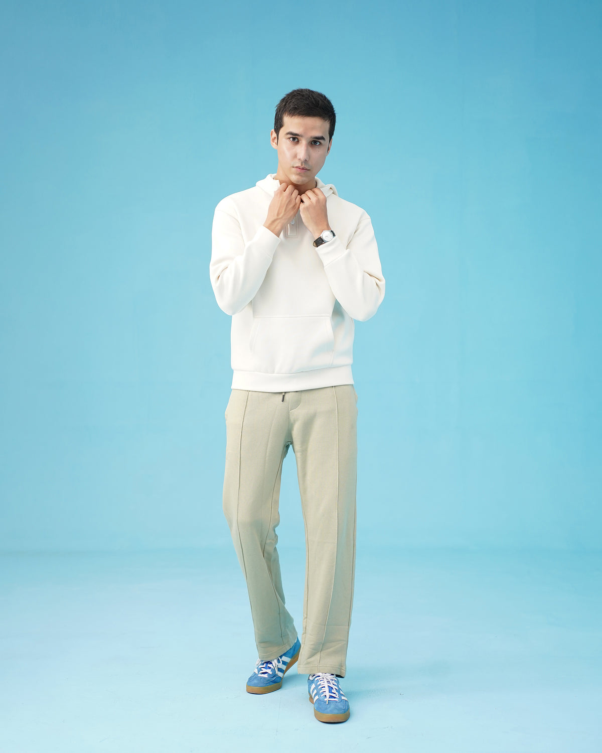 PLACKET OFF WITHE HOODIE Reality