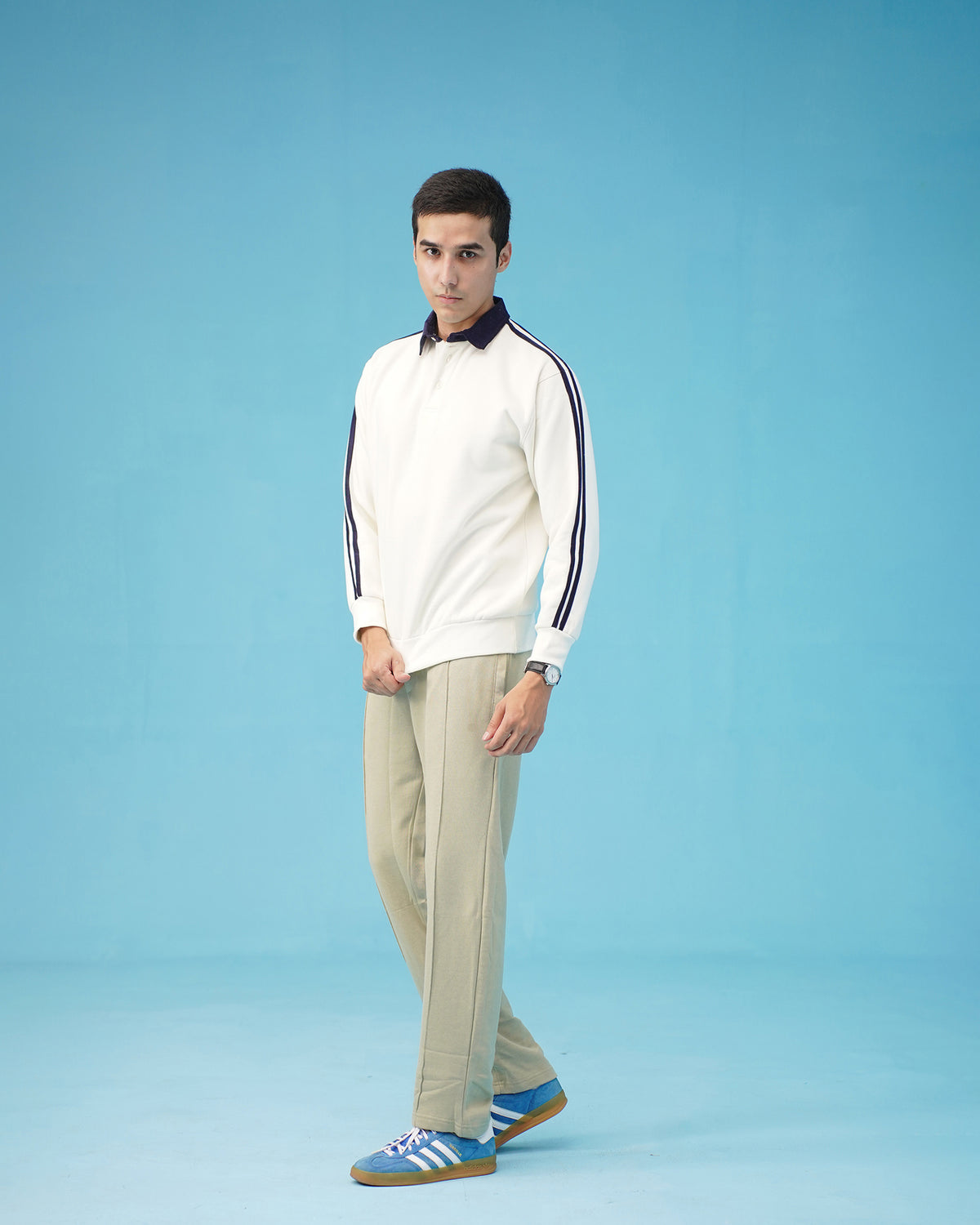 CONTRAST COLLAR JUMPER