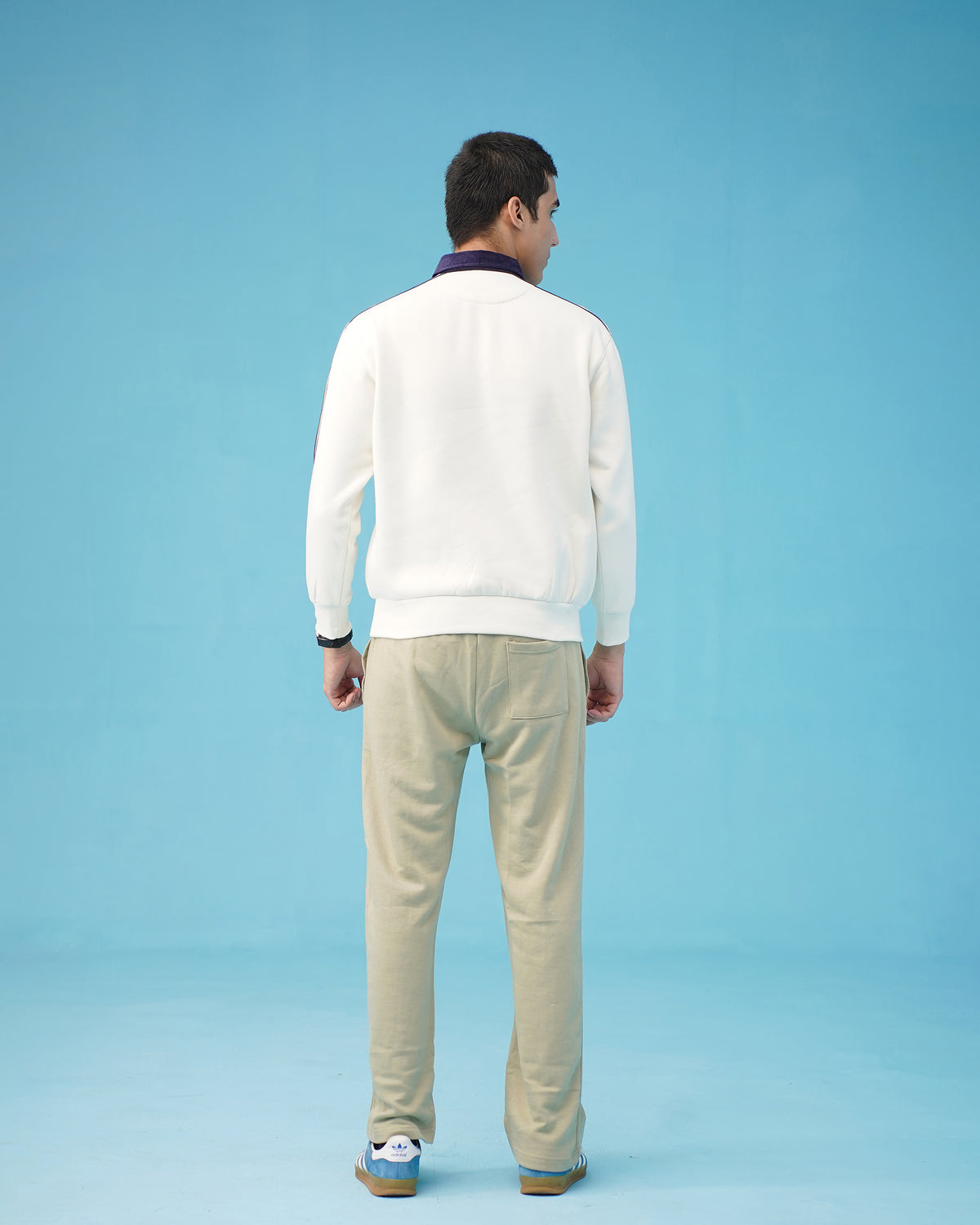 CONTRAST COLLAR JUMPER WHITE Reality