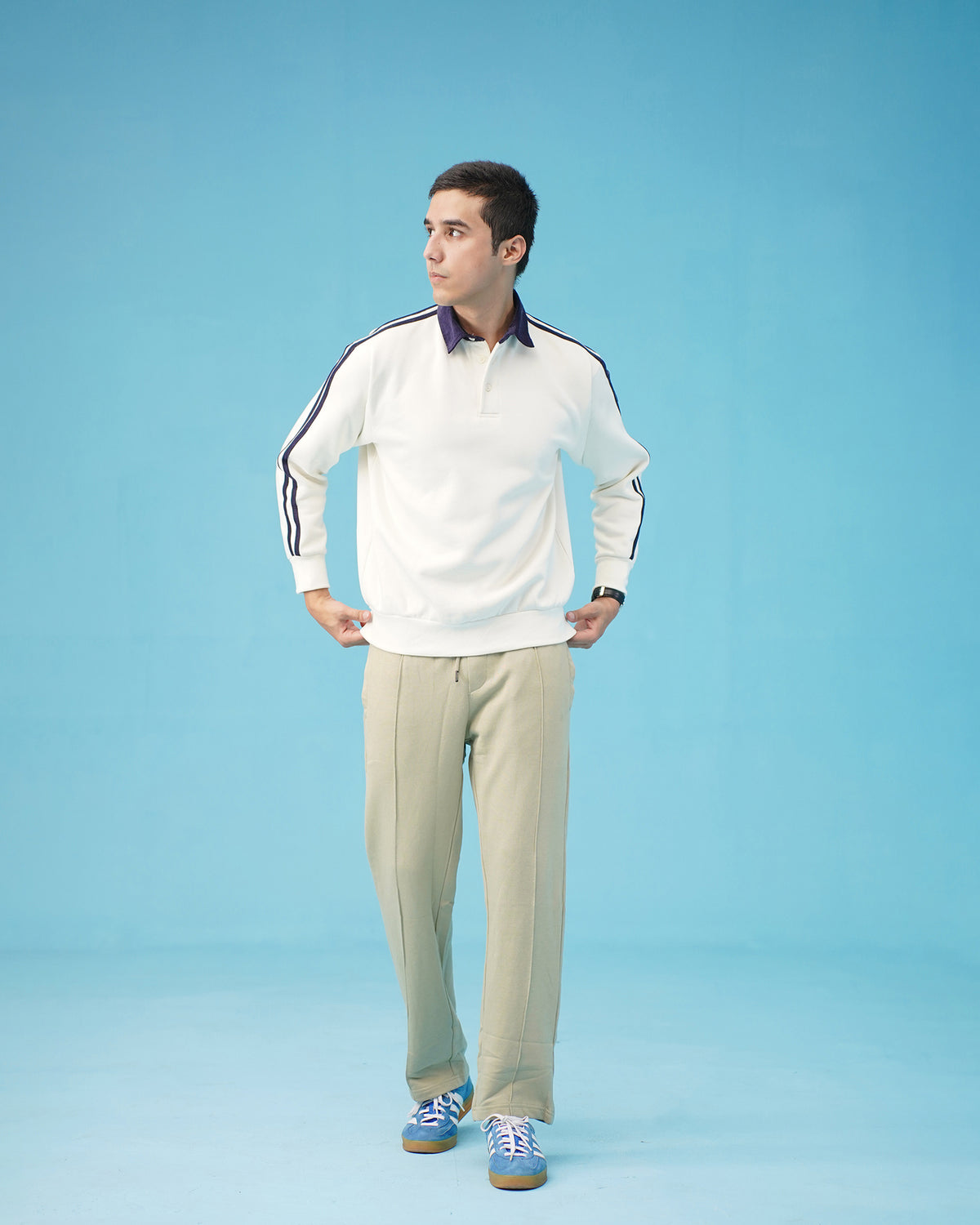 CONTRAST COLLAR JUMPER