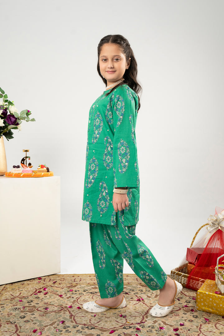 PAISLEY BLOOM BOTTLE GREEN SUIT Reality