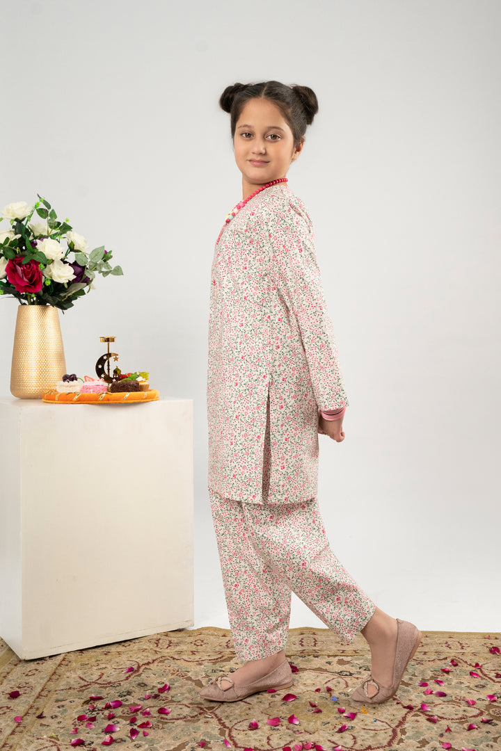 PAISLEY BLOOM SHOCKING PINK SUIT Reality