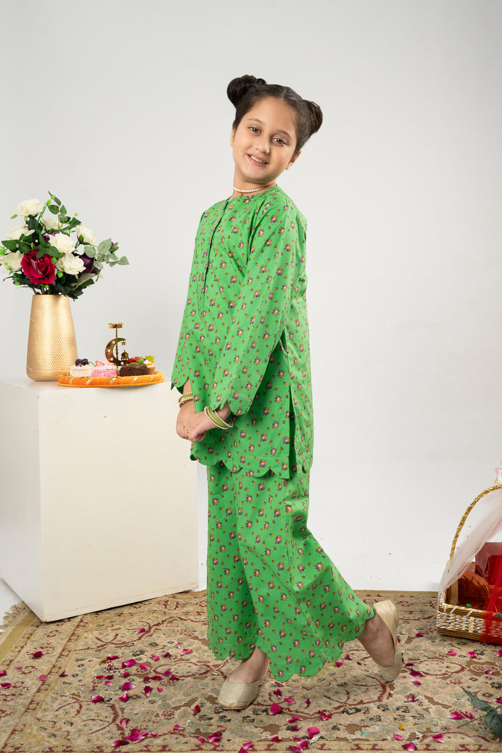 FLORAL MUSE P.GREEN SUIT Reality