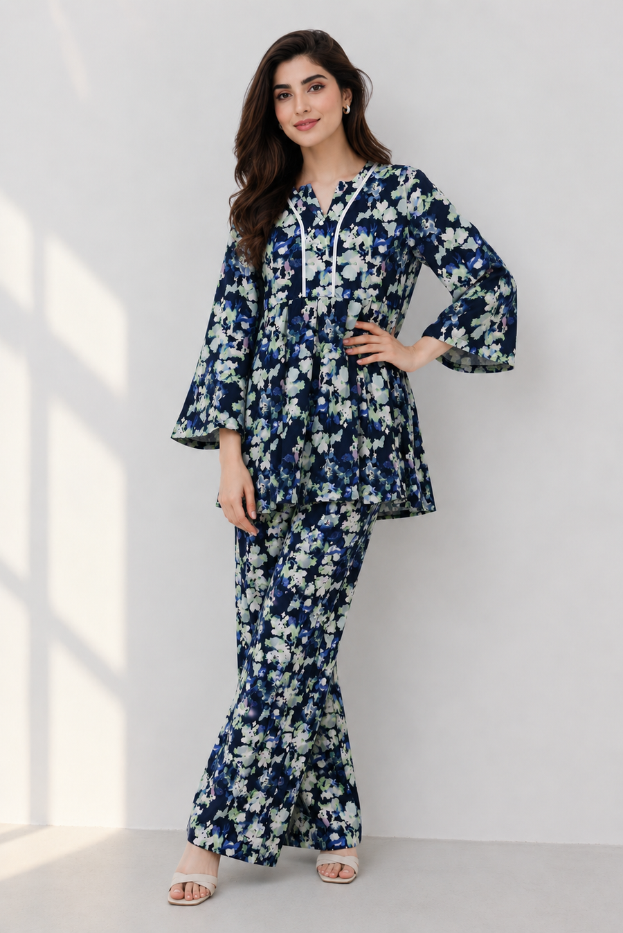 BLUSH BOTANICAL NAVY CO-ORD Reality